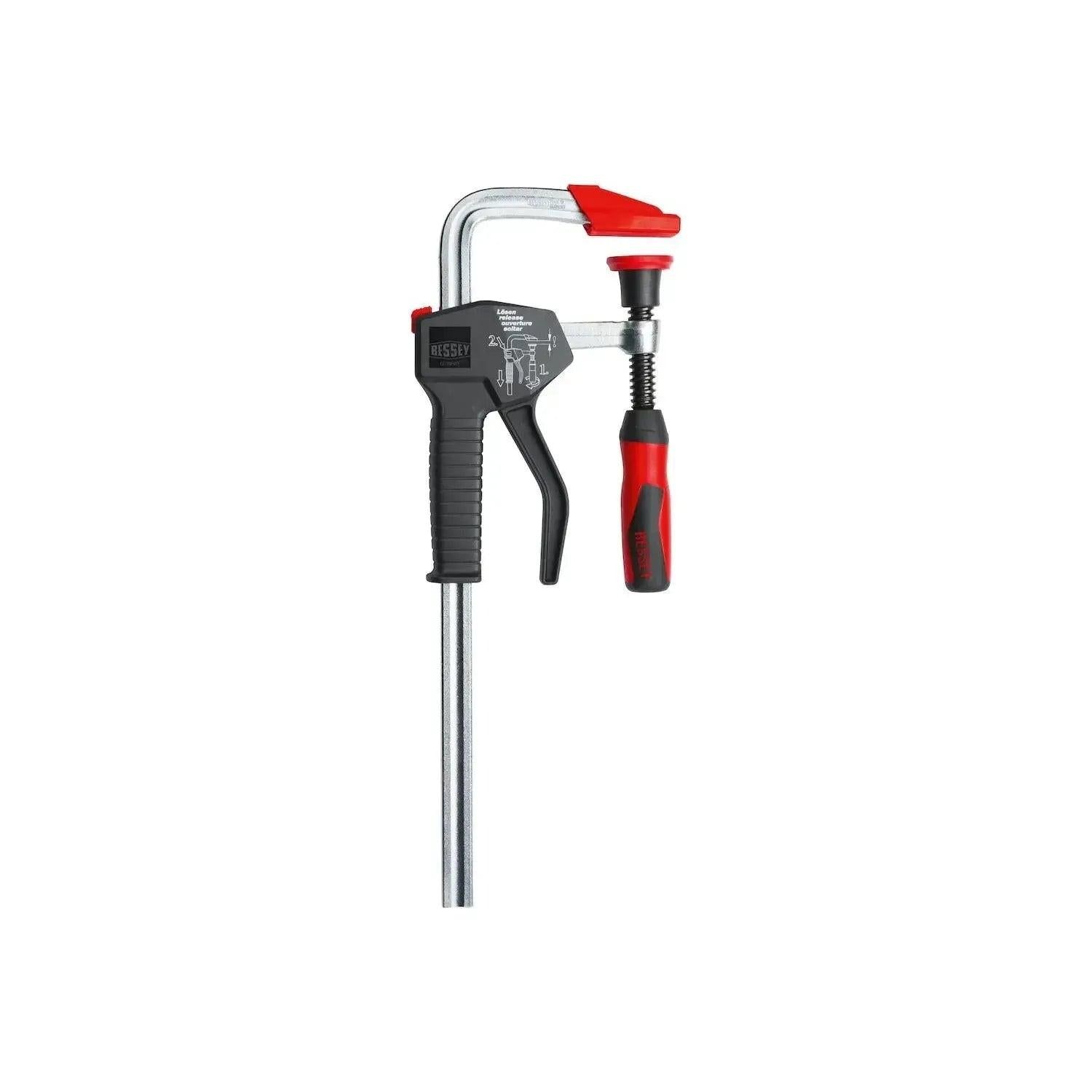 https://api.mastertools.nl/media/catalog/product/cache/4ac98b0d5e81b56bd000310ba88c60e0/b/e/bessey-eenhandslijmtang-600100mm-ehz60-2k-4008158030692-mastertools_nl-1.jpg
