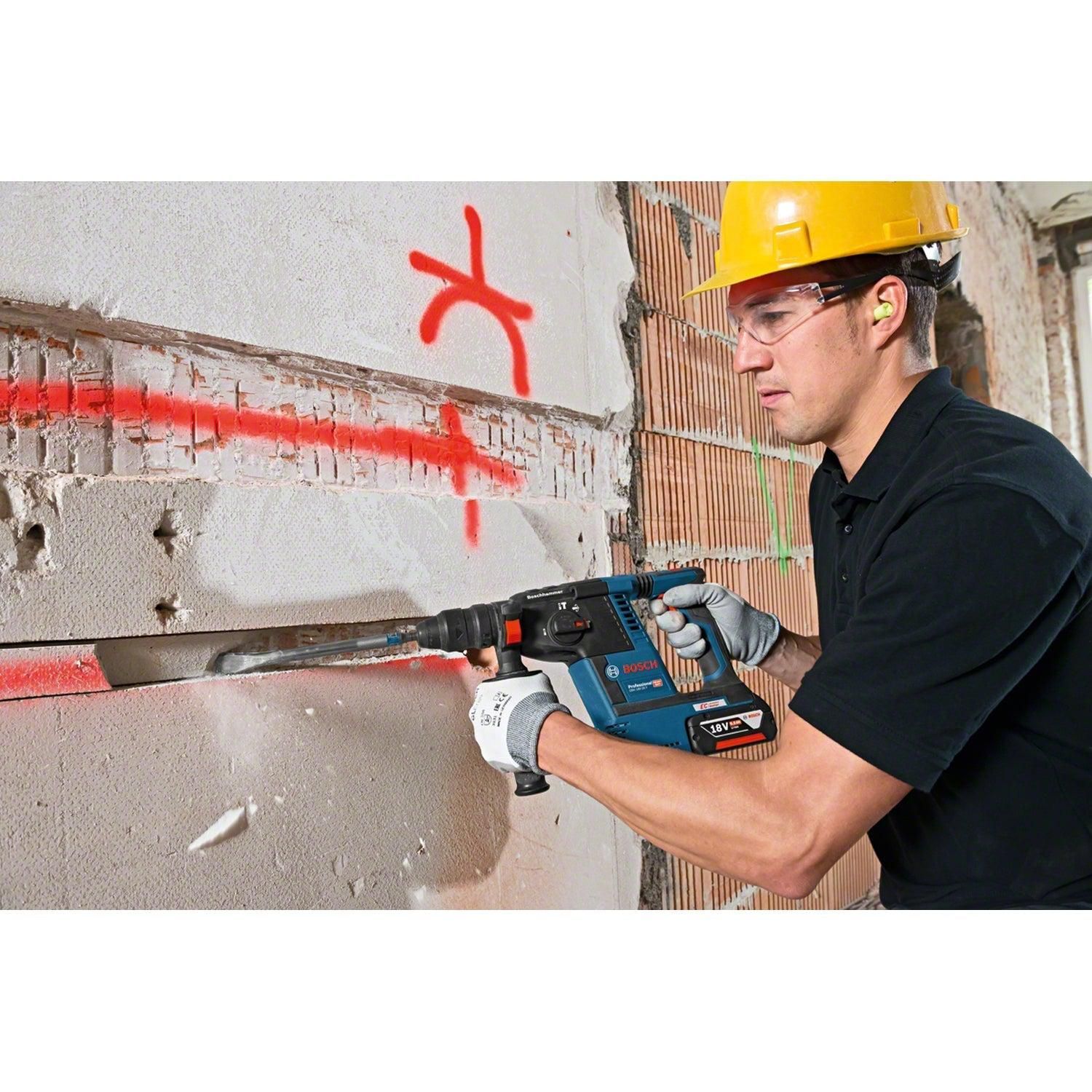 https://api.mastertools.nl/media/catalog/product/cache/4ac98b0d5e81b56bd000310ba88c60e0/b/o/bosch-professional-gbh-18v-26-f-accu-boorhamer-18v-26j-basic-body-in-l-boxx-0611910001-3165140807944-mastertools_nl-6.jpg