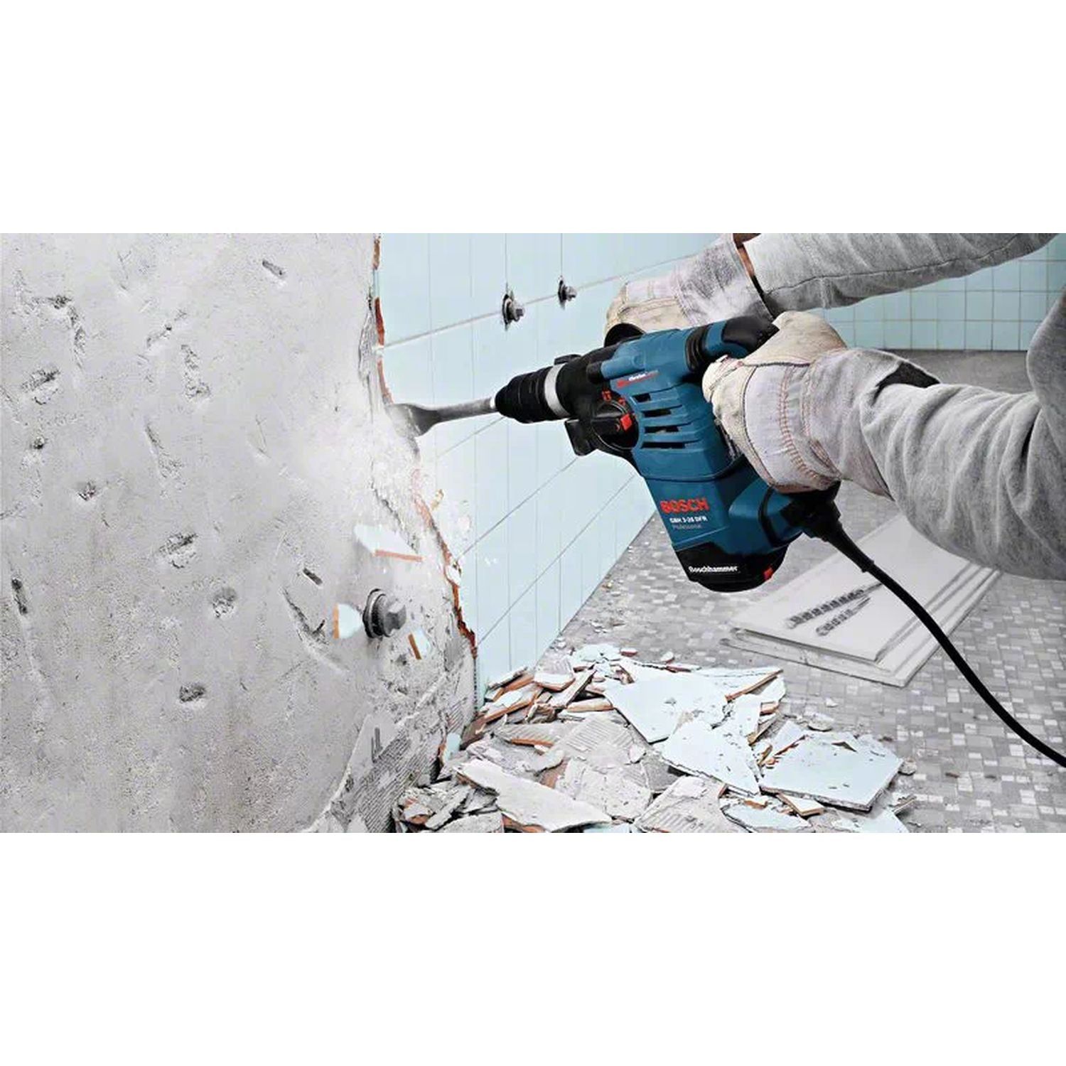 https://api.mastertools.nl/media/catalog/product/cache/4ac98b0d5e81b56bd000310ba88c60e0/b/o/bosch-professional-gbh-3-28-dfr-boorhamer-sds-plus-31j-800w-061124a000-3165140471176-mastertools_nl-4.jpg