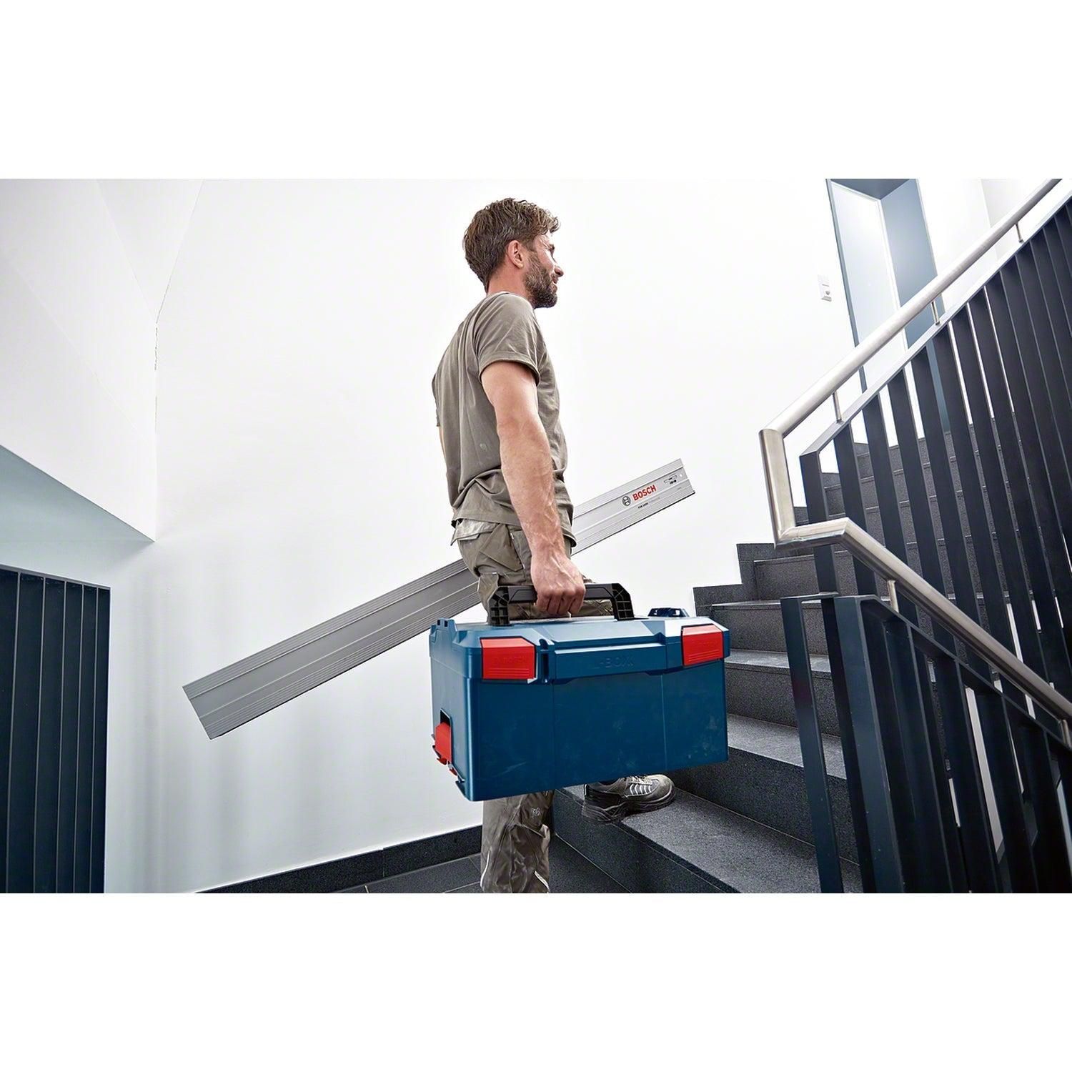 https://api.mastertools.nl/media/catalog/product/cache/4ac98b0d5e81b56bd000310ba88c60e0/b/o/bosch-professional-gkt-18v-52-gc-accu-invalzaag-140mm-18v-biturbo-basic-body-in-l-boxx-06016b4000-3165140930666-mastertools_nl-6.jpg