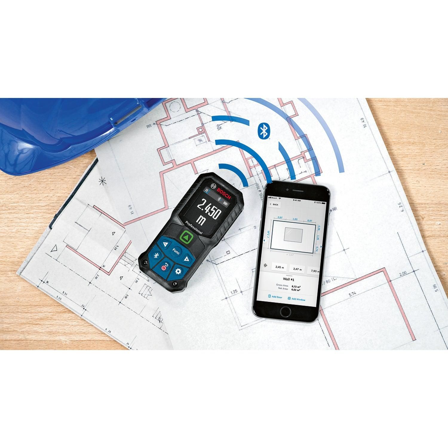 https://api.mastertools.nl/media/catalog/product/cache/4ac98b0d5e81b56bd000310ba88c60e0/b/o/bosch-professional-glm-50-27-cg-laserafstandsmeter-50m-groen-0601072u00-4059952518831-mastertools_nl-3.jpg
