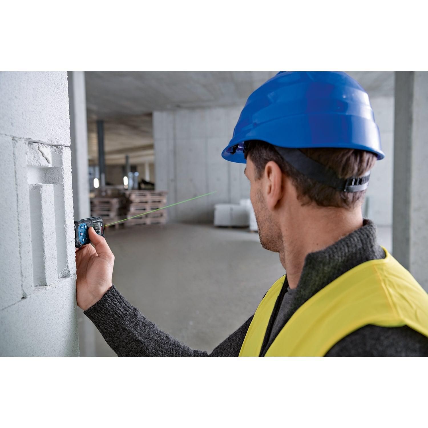 https://api.mastertools.nl/media/catalog/product/cache/4ac98b0d5e81b56bd000310ba88c60e0/b/o/bosch-professional-glm-50-27-cg-laserafstandsmeter-50m-groen-0601072u00-4059952518831-mastertools_nl-4.jpg