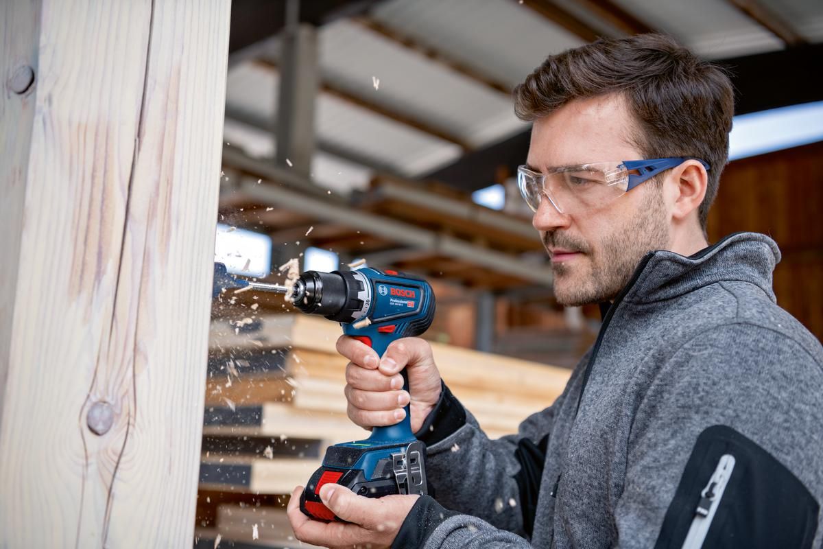 https://api.mastertools.nl/media/catalog/product/cache/4ac98b0d5e81b56bd000310ba88c60e0/b/o/bosch-professional-gsr-18v-90-c-accu-schroefboormachine-18v-basic-body-06019k6000-4059952577678-mastertools_nl-7.jpg