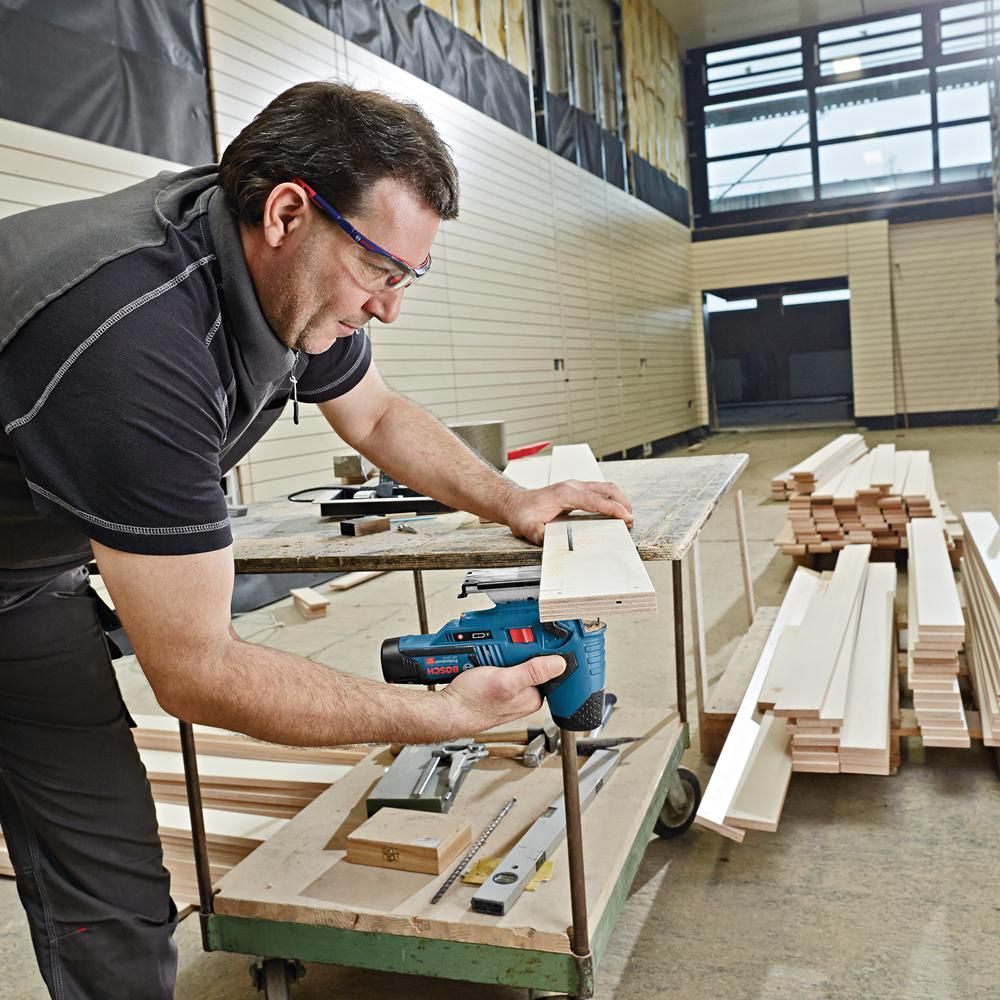 https://api.mastertools.nl/media/catalog/product/cache/4ac98b0d5e81b56bd000310ba88c60e0/b/o/bosch-professional-gst-12v-70-accu-decoupeerzaagmachine-12v-basic-body-06015a1001-3165140711463-mastertools_nl-5.jpg
