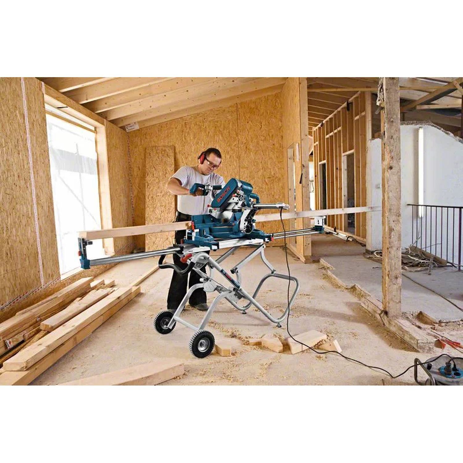https://api.mastertools.nl/media/catalog/product/cache/4ac98b0d5e81b56bd000310ba88c60e0/b/o/bosch-professional-gta-2500-w-transport-en-werktafel-0601b12100-3165140526104-mastertools_nl-3.jpg