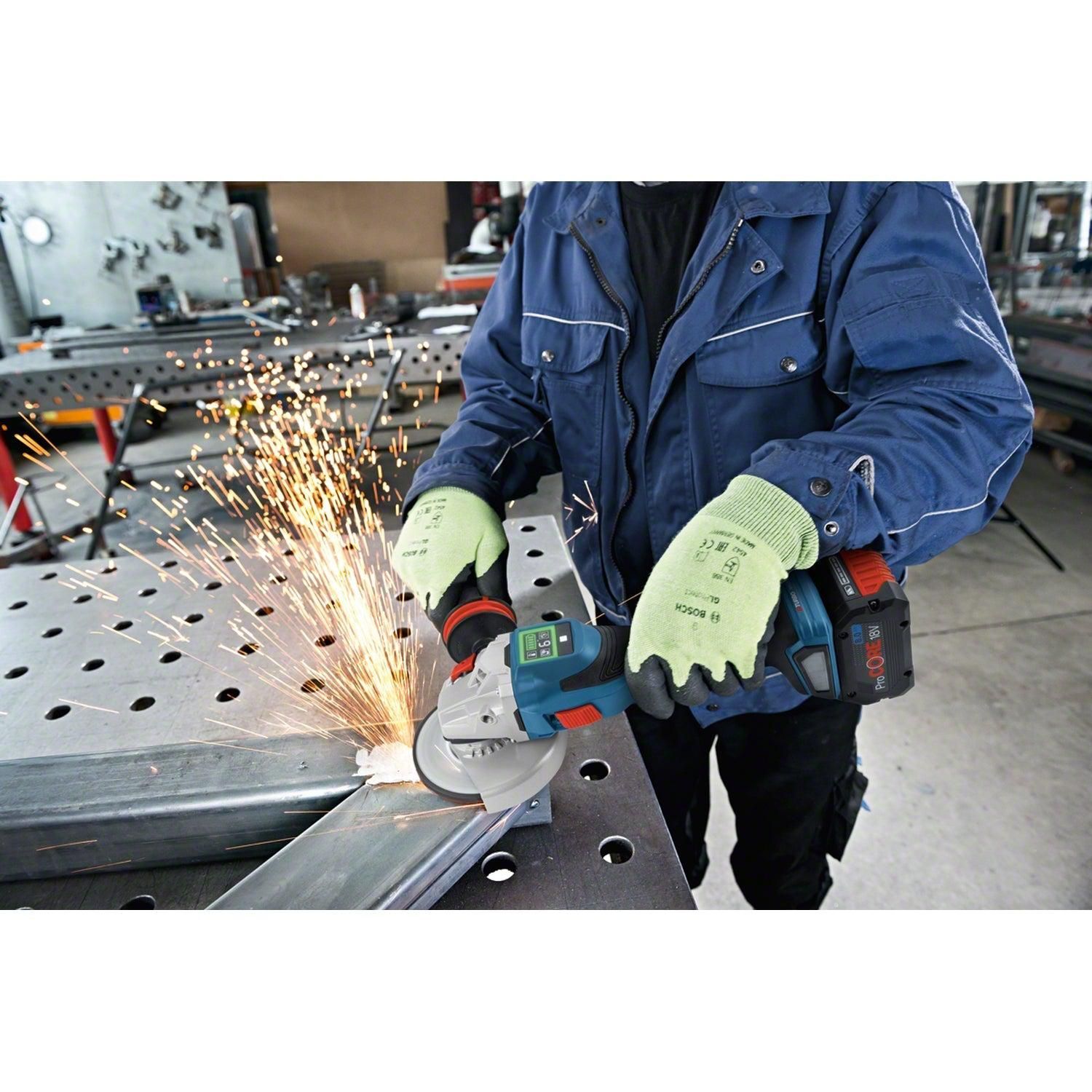 https://api.mastertools.nl/media/catalog/product/cache/4ac98b0d5e81b56bd000310ba88c60e0/b/o/bosch-professional-gws-18v-15-sc-accu-haakse-slijper-125mm-18v-biturbo-basic-body-in-l-boxx-06019h6000-3165140964555-mastertools_nl-2.jpg