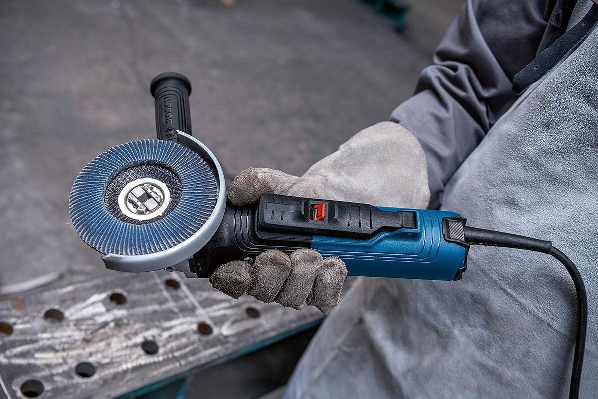https://api.mastertools.nl/media/catalog/product/cache/4ac98b0d5e81b56bd000310ba88c60e0/b/o/bosch-professional-gwx-17-125-psb-haakse-slijper-125mm-x-lock-1700w-06017d3700-4059952576541-mastertools_nl-5.jpg