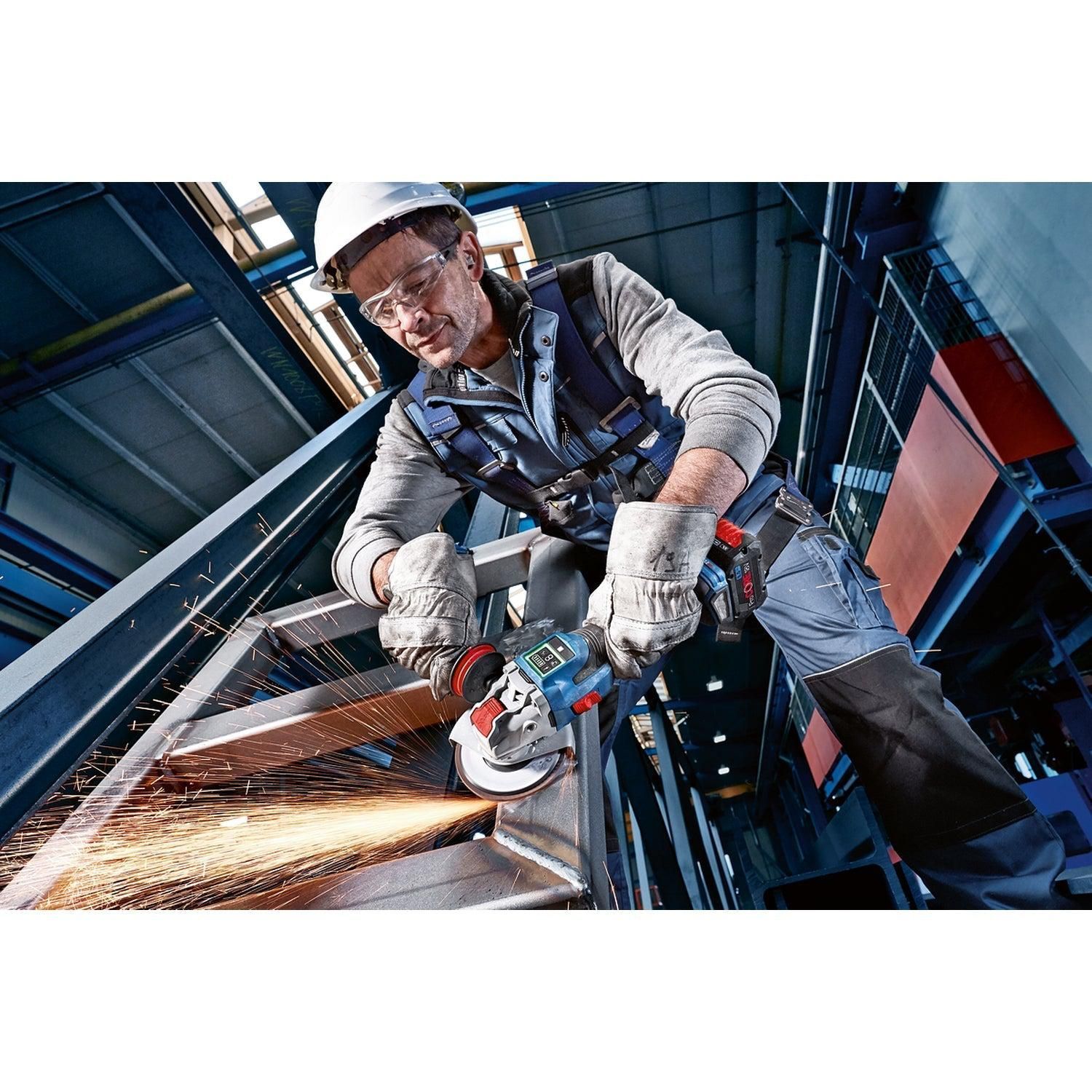 https://api.mastertools.nl/media/catalog/product/cache/4ac98b0d5e81b56bd000310ba88c60e0/b/o/bosch-professional-gwx-18v-15-sc-accu-haakse-slijper-125mm-18v-biturbo-basic-body-in-l-boxx-06019h6500-3165140964562-mastertools_nl-4.jpg