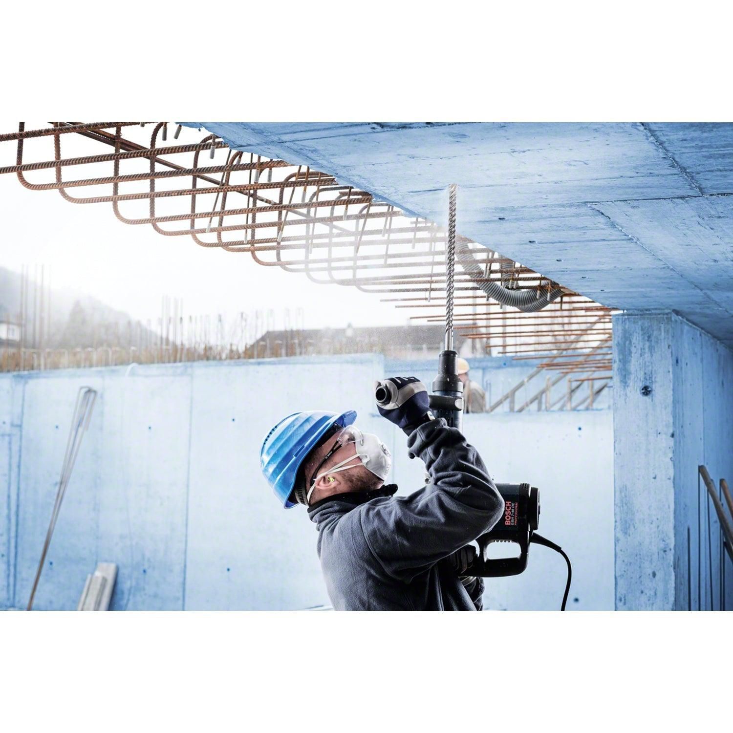 https://api.mastertools.nl/media/catalog/product/cache/4ac98b0d5e81b56bd000310ba88c60e0/b/o/bosch-professional-hamerboor-sds-max-8x-4-snijder-14x200x340mm-3165140961134-mastertools_nl-5.jpg