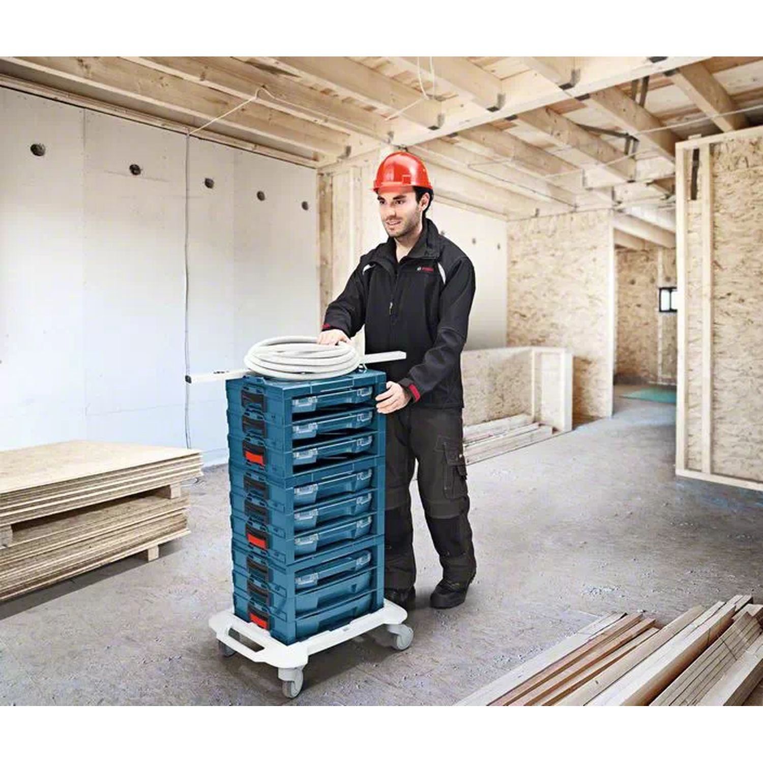https://api.mastertools.nl/media/catalog/product/cache/4ac98b0d5e81b56bd000310ba88c60e0/b/o/bosch-professional-roller-voor-l-boxx-en-ls-boxx-646x492x48mm-1600a001s9-3165140767699-mastertools_nl-3.jpg