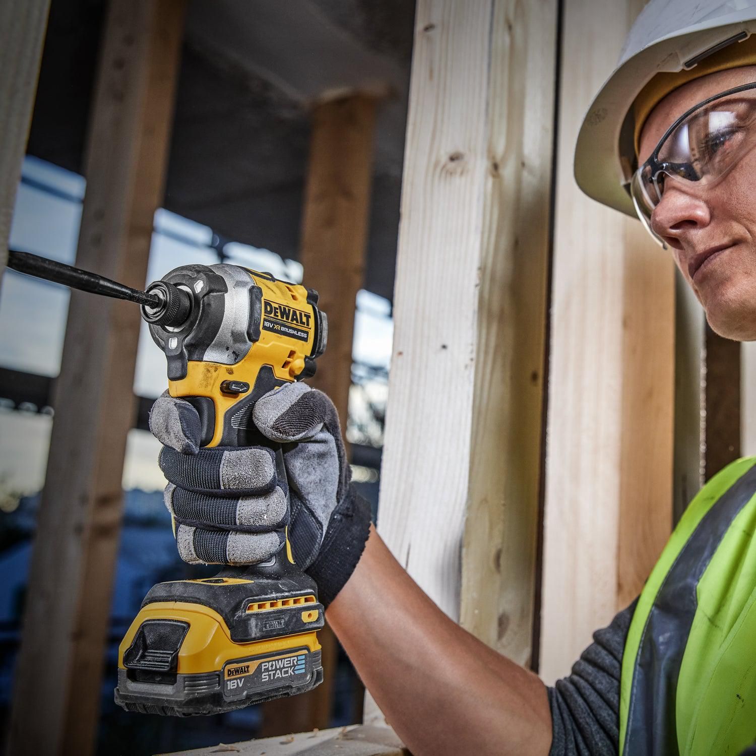 https://api.mastertools.nl/media/catalog/product/cache/4ac98b0d5e81b56bd000310ba88c60e0/d/c/dcf850e2t_a2.jpg