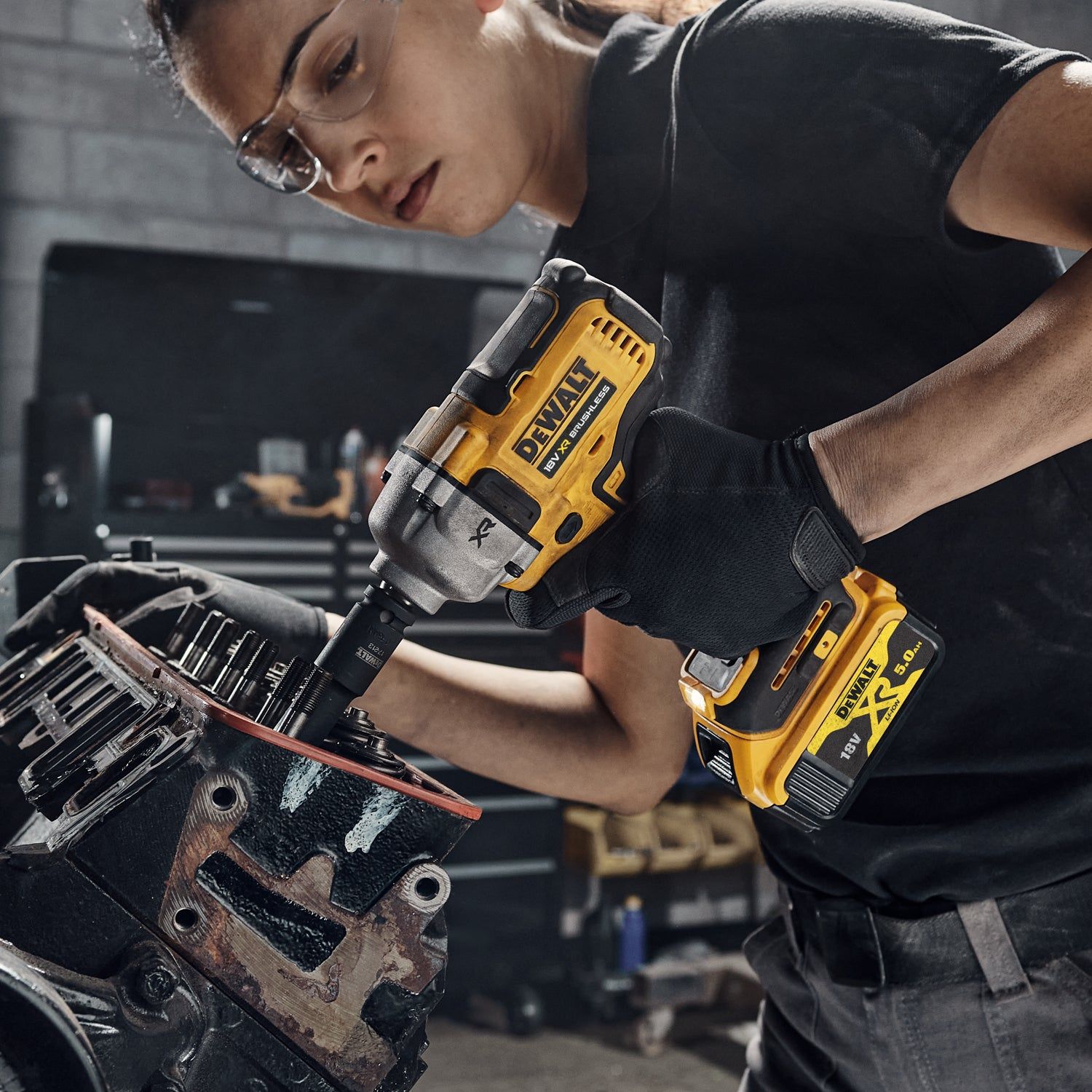 https://api.mastertools.nl/media/catalog/product/cache/4ac98b0d5e81b56bd000310ba88c60e0/d/c/dcf892p2t_a2.jpg