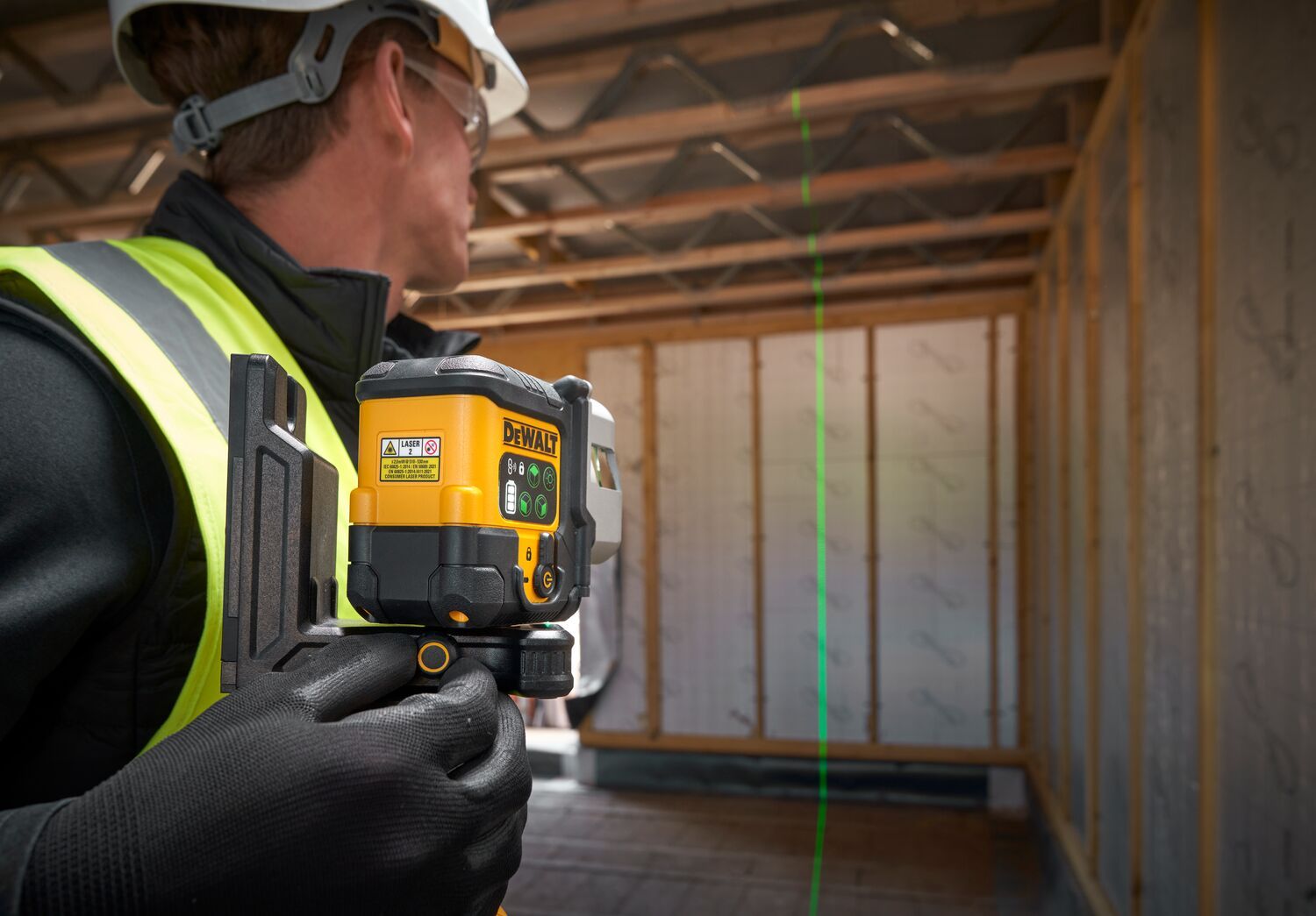 https://api.mastertools.nl/media/catalog/product/cache/4ac98b0d5e81b56bd000310ba88c60e0/d/c/dcle14301gb_a3.jpg