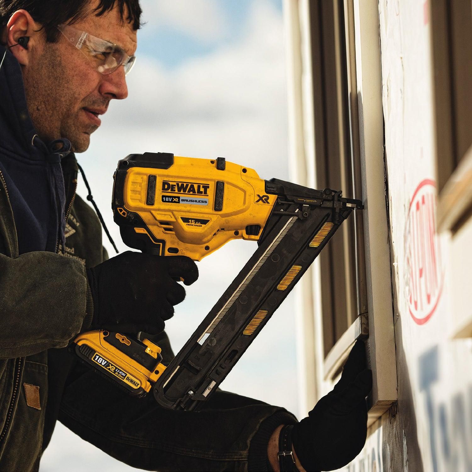 https://api.mastertools.nl/media/catalog/product/cache/4ac98b0d5e81b56bd000310ba88c60e0/d/c/dcn650_a3.jpg