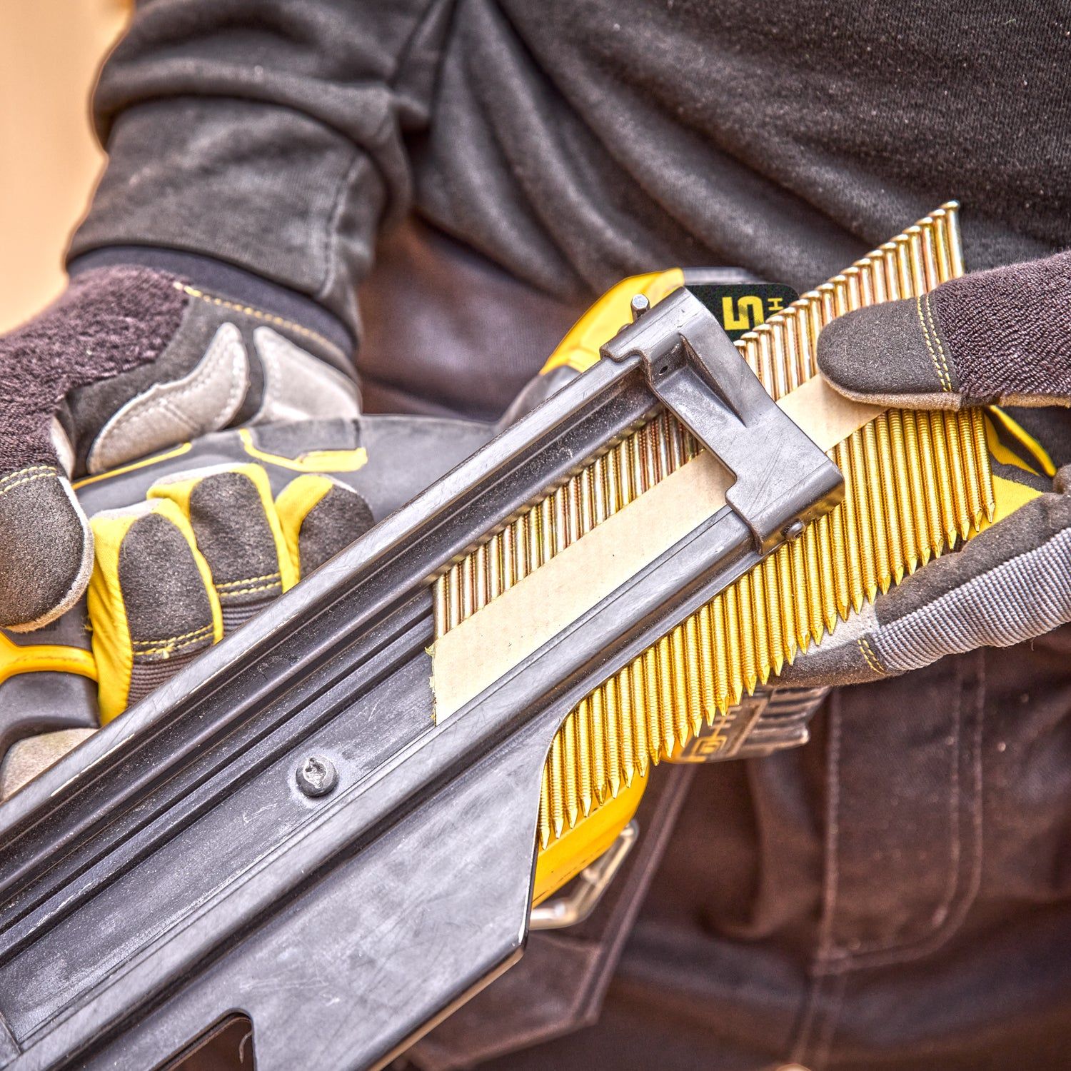 https://api.mastertools.nl/media/catalog/product/cache/4ac98b0d5e81b56bd000310ba88c60e0/d/c/dcn950n_f2.jpg