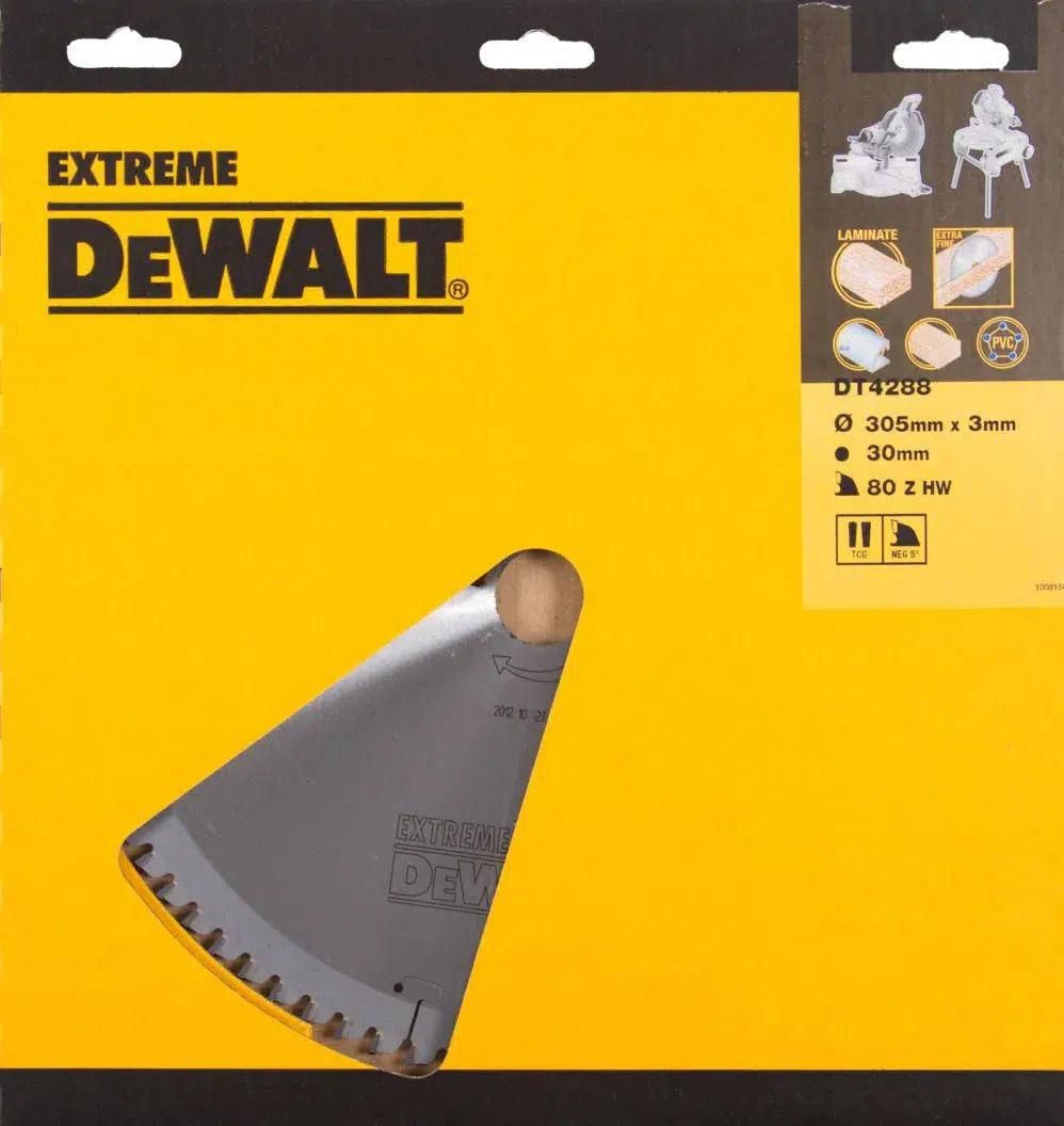 https://api.mastertools.nl/media/catalog/product/cache/4ac98b0d5e81b56bd000310ba88c60e0/d/e/dewalt-cirkelzaagblad-voor-laminaat-extreme-o-305mm-asgat-30mm-80t-dt4288-qz-5035048057728-mastertools_nl-2.jpg