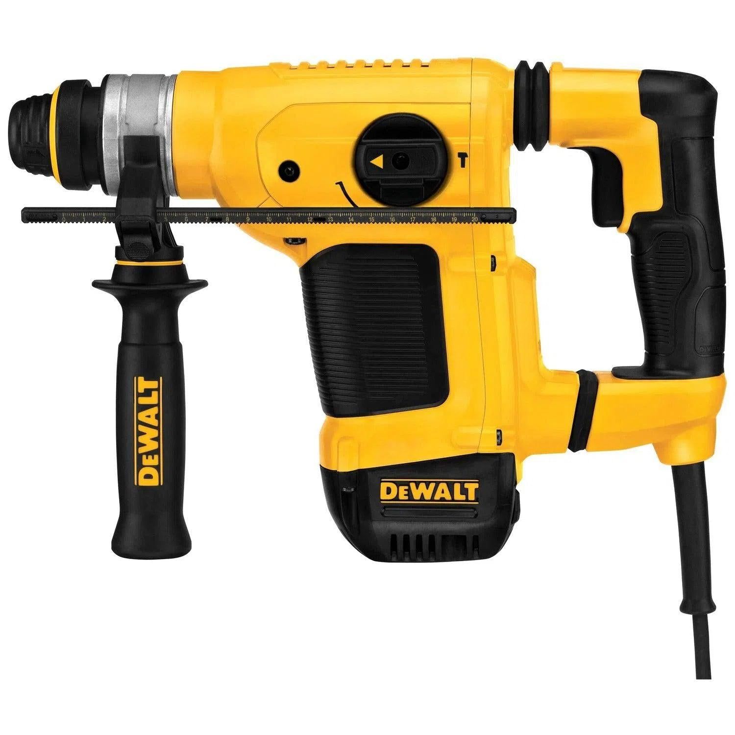 https://api.mastertools.nl/media/catalog/product/cache/4ac98b0d5e81b56bd000310ba88c60e0/d/e/dewalt-d25430k-breekhamer-4_2j-1000watt-5035048441725-mastertools_nl-4.jpg
