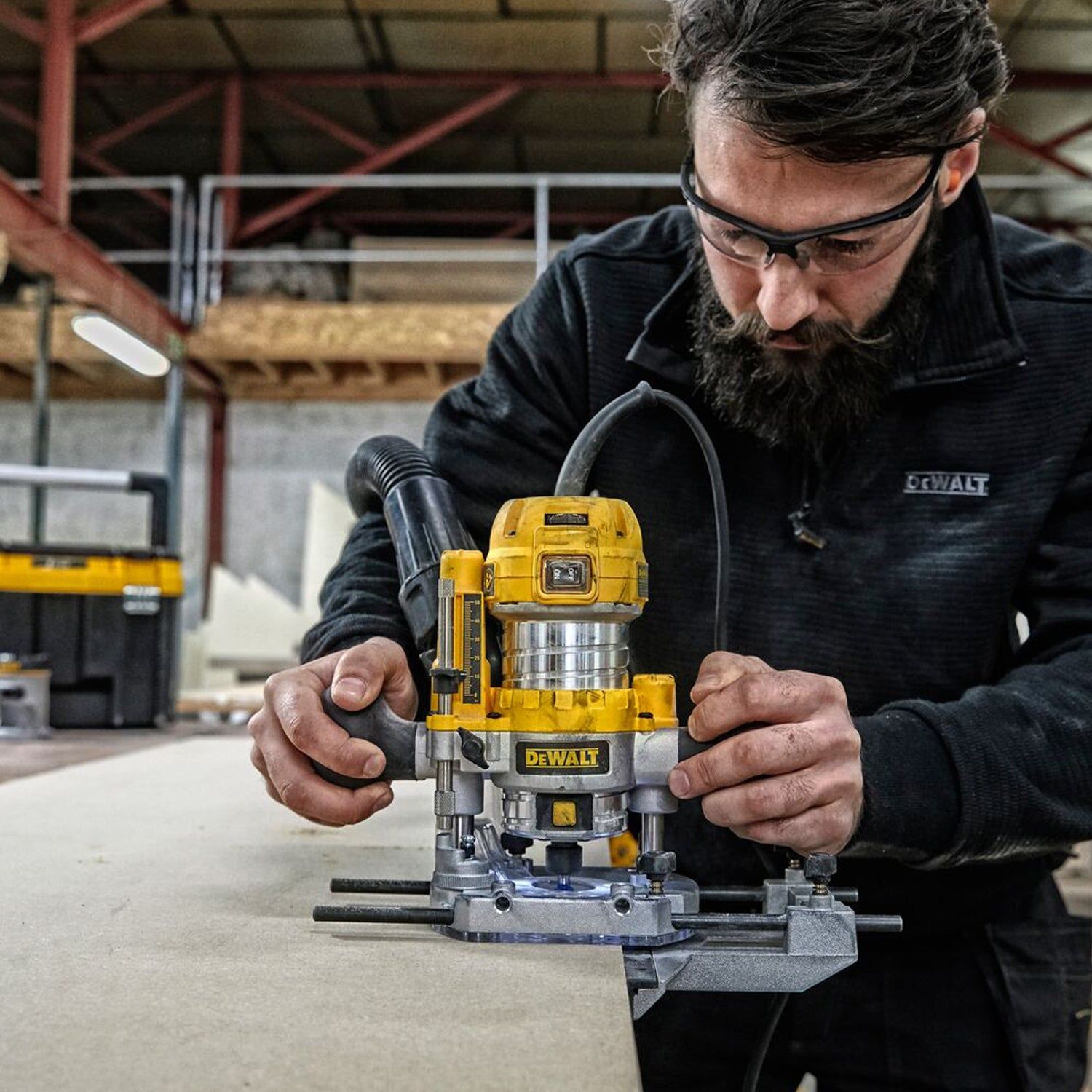 https://api.mastertools.nl/media/catalog/product/cache/4ac98b0d5e81b56bd000310ba88c60e0/d/e/dewalt-d26204k-mastertools-nl_a1.jpg