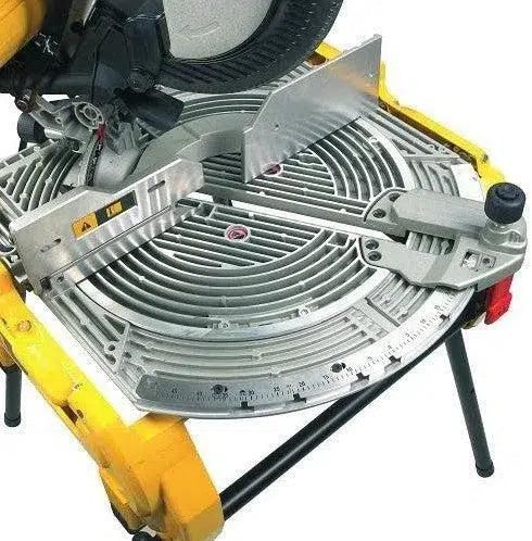 https://api.mastertools.nl/media/catalog/product/cache/4ac98b0d5e81b56bd000310ba88c60e0/d/e/dewalt-d27107xps-combinatiezaag-tafelzaag-afkortzaag-5035048393956-mastertools_nl-3.jpg