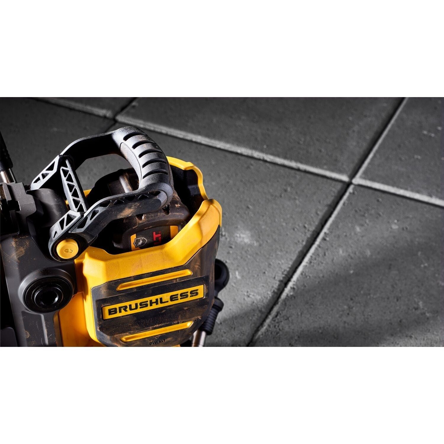 https://api.mastertools.nl/media/catalog/product/cache/4ac98b0d5e81b56bd000310ba88c60e0/d/e/dewalt-dcd1623n-accu-magnetische-kernboormachine-flexvolt-advantage-54v-xr-basic-body-5035048750087-mastertools_nl-14.jpg