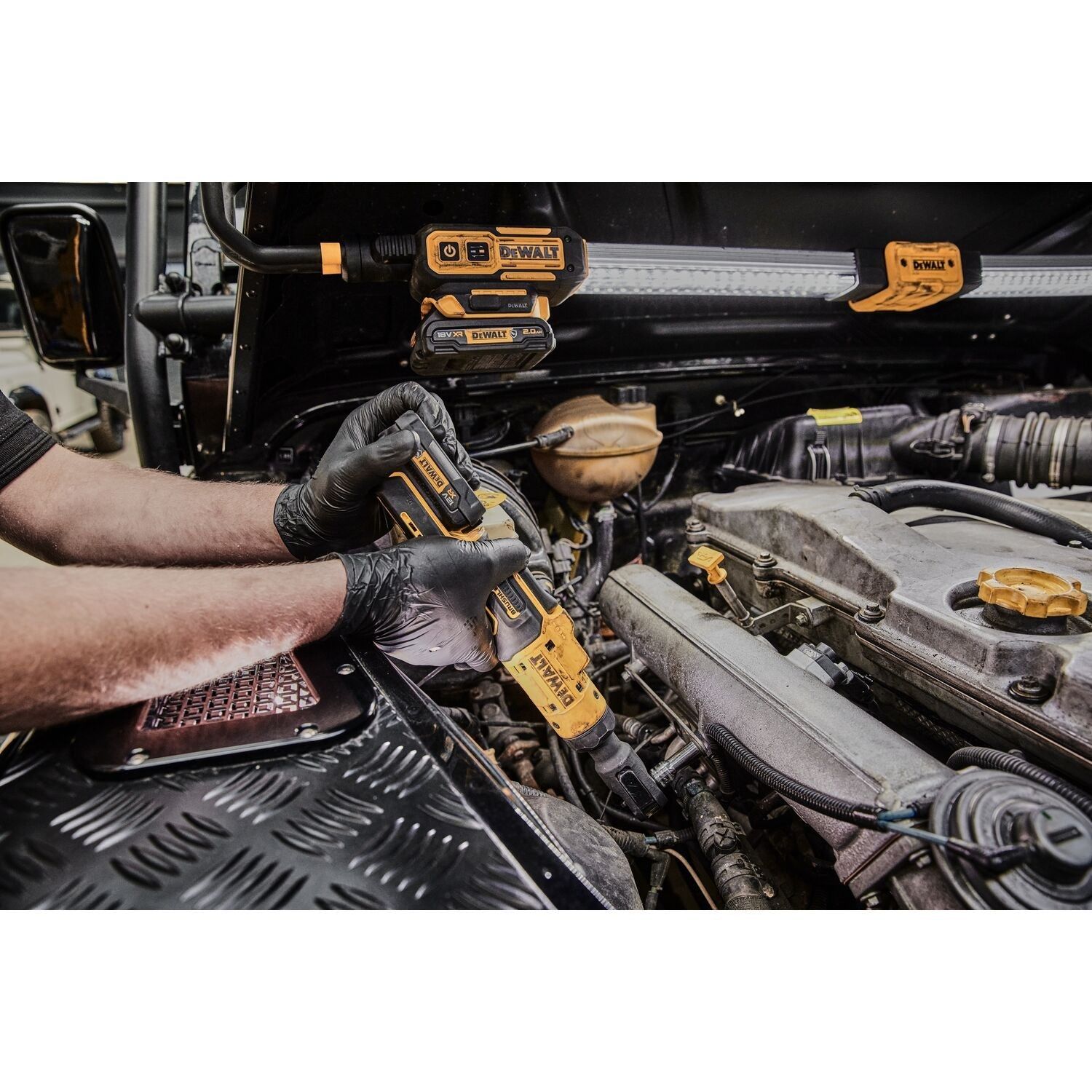 https://api.mastertools.nl/media/catalog/product/cache/4ac98b0d5e81b56bd000310ba88c60e0/d/e/dewalt-dcf504n-xj-xr-brushless-14-accu-haakse-ratelsleutel-12v-basic-body-5035048789315-mastertools_nl-10.jpg