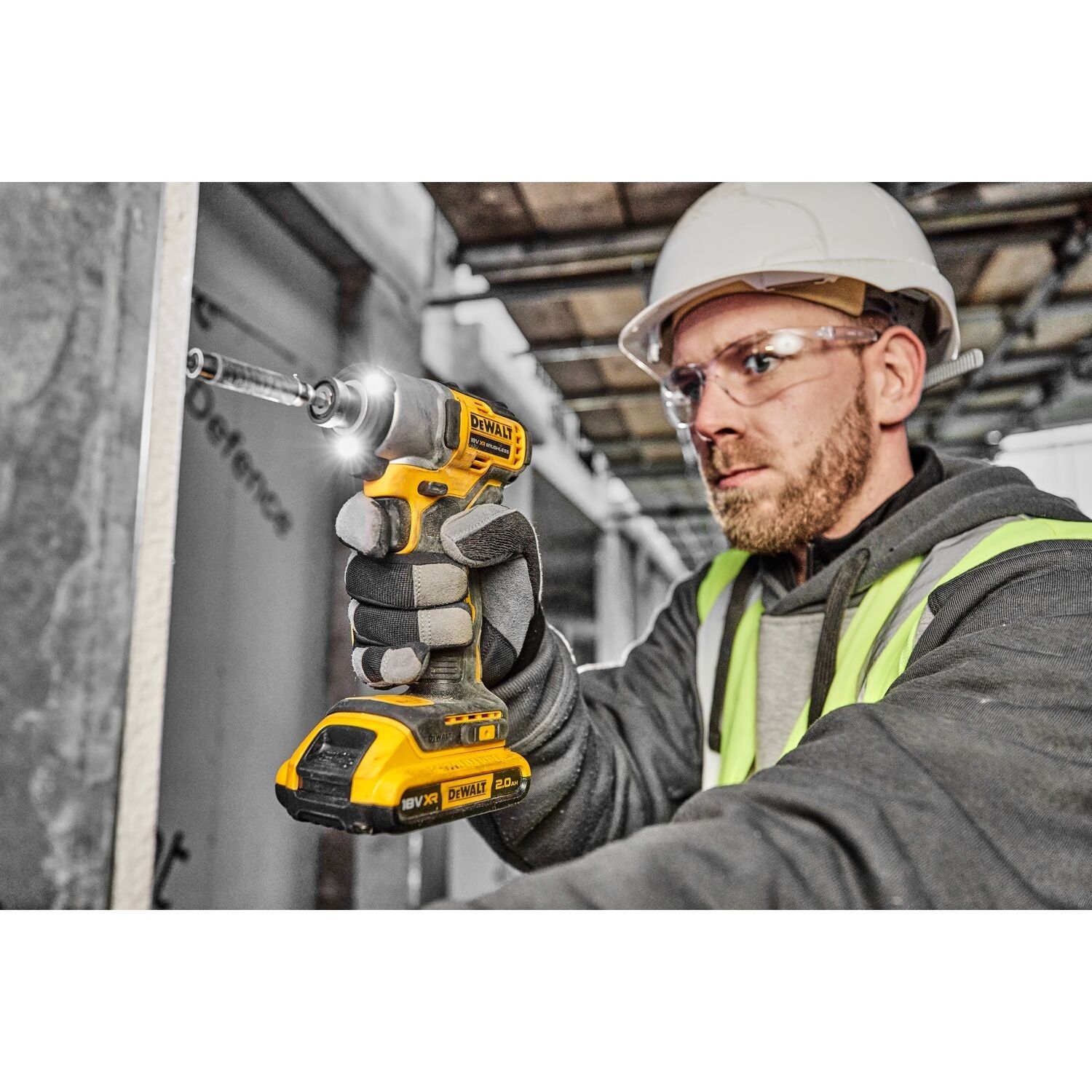 https://api.mastertools.nl/media/catalog/product/cache/4ac98b0d5e81b56bd000310ba88c60e0/d/e/dewalt-dcf840d2t-accu-slagschroevendraaier-brushless-18v-xr-2_0ah-in-tstak-5035048742532-mastertools_nl-2.jpg