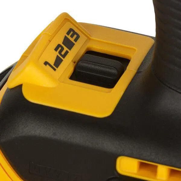https://api.mastertools.nl/media/catalog/product/cache/4ac98b0d5e81b56bd000310ba88c60e0/d/e/dewalt-dcf899nt-accu-slagmoersleutel-18v-basic-body-in-tstak-5035048563762-mastertools_nl-7.jpg