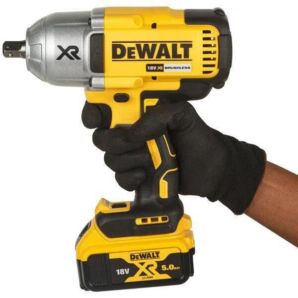 https://api.mastertools.nl/media/catalog/product/cache/4ac98b0d5e81b56bd000310ba88c60e0/d/e/dewalt-dcf899p2-accu-slagmoersleutel-18v-5_0ah-xr-li-ion-in-tstak-5035048548011-mastertools_nl-2.jpg