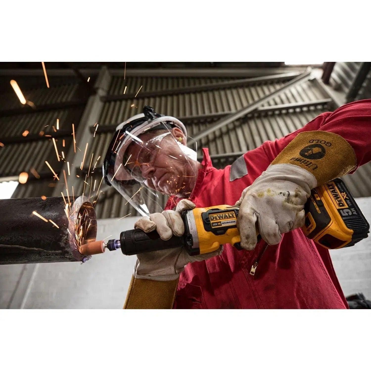 https://api.mastertools.nl/media/catalog/product/cache/4ac98b0d5e81b56bd000310ba88c60e0/d/e/dewalt-dcg426n-accu-stiftslijper-6mm-18v-basic-body-5035048666166-mastertools_nl-3.jpg