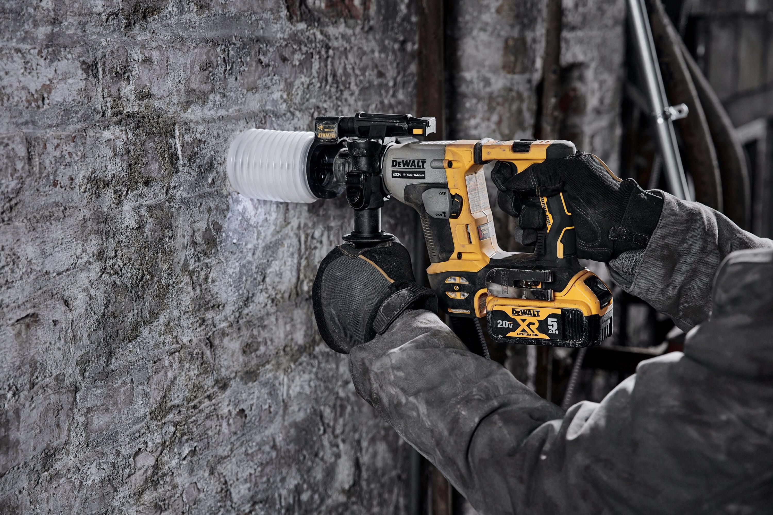 https://api.mastertools.nl/media/catalog/product/cache/4ac98b0d5e81b56bd000310ba88c60e0/d/e/dewalt-dch172nt-accu-boorhamer-sds-plus-1_4j-18v-xr-basic-body-in-tstak-5035048743232-mastertools_nl-4.jpg