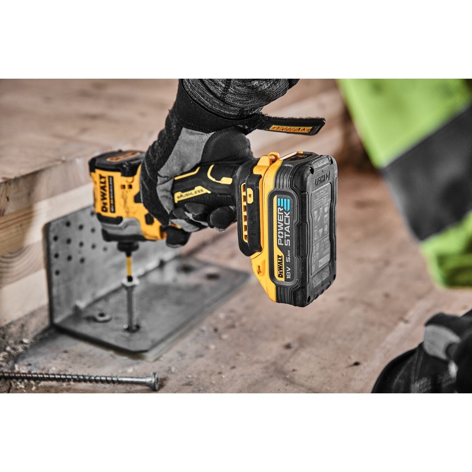 https://api.mastertools.nl/media/catalog/product/cache/4ac98b0d5e81b56bd000310ba88c60e0/d/e/dewalt-dck2052h2t-accu-combiset-dcd805-dcf850-brushless-18v-powerstack-5_0ah-in-tstak-2-delig-5035048806913-mastertools_nl-3.jpg