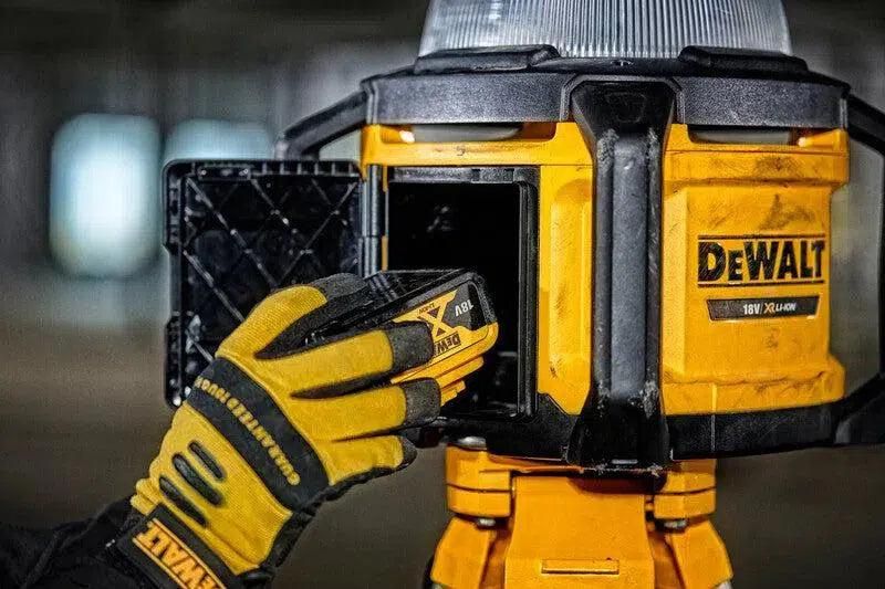 https://api.mastertools.nl/media/catalog/product/cache/4ac98b0d5e81b56bd000310ba88c60e0/d/e/dewalt-dcl074-led-werklamp-18v-tool-connect-basic-body-5035048706169-mastertools_nl-5.jpg