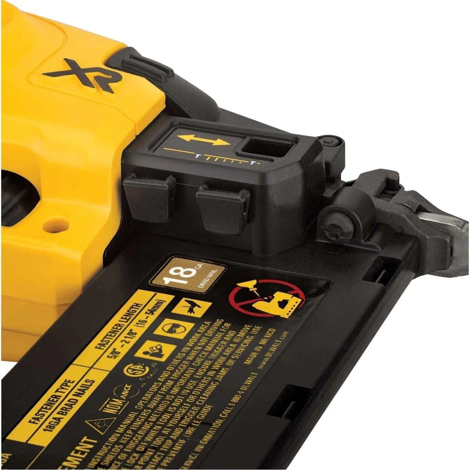 https://api.mastertools.nl/media/catalog/product/cache/4ac98b0d5e81b56bd000310ba88c60e0/d/e/dewalt-dcn680nt-accu-minibrad-tacker-18v-basic-body-in-tstak-5035048665244-mastertools_nl-8.jpg