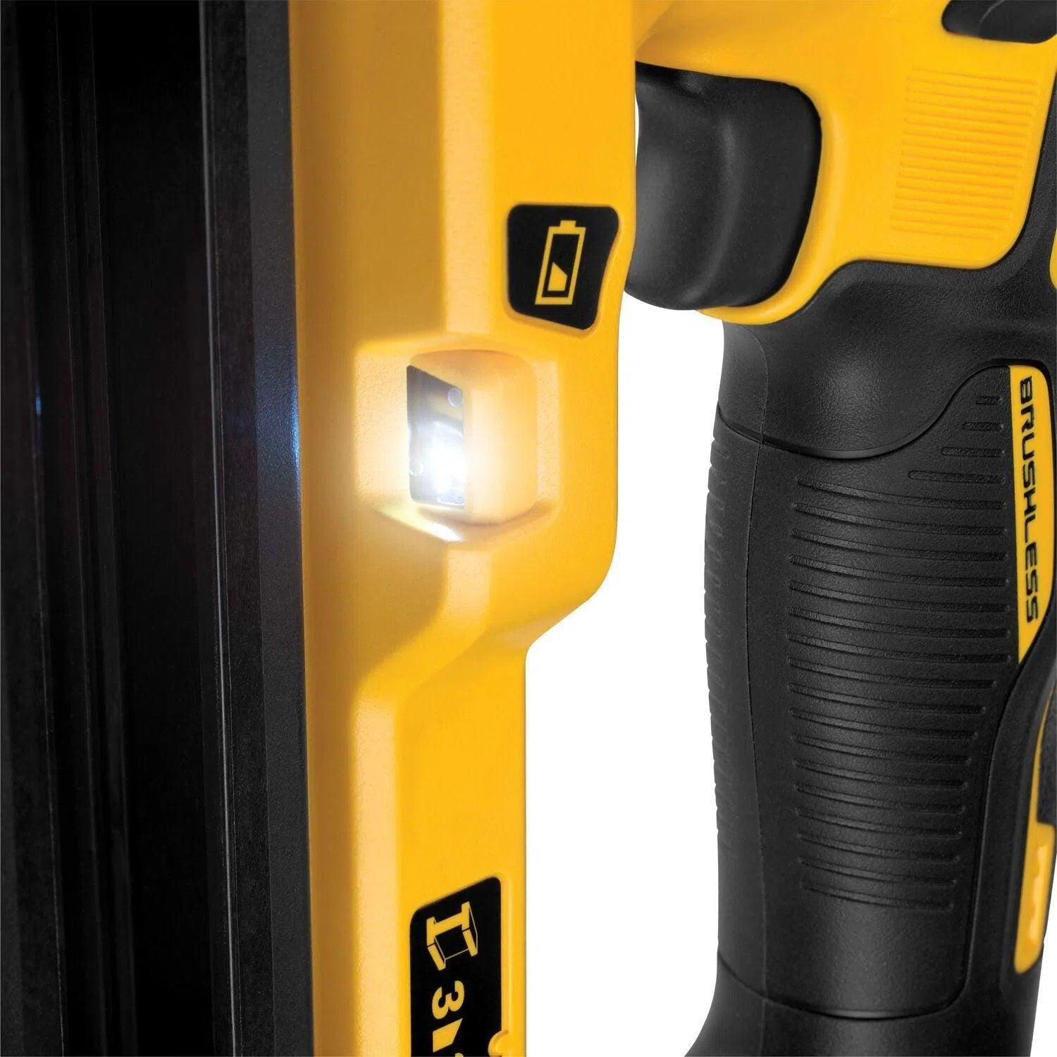 https://api.mastertools.nl/media/catalog/product/cache/4ac98b0d5e81b56bd000310ba88c60e0/d/e/dewalt-dcn890n-accu-betontacker-18v-basic-body-5035048666906-mastertools_nl-5.jpg