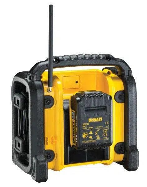 https://api.mastertools.nl/media/catalog/product/cache/4ac98b0d5e81b56bd000310ba88c60e0/d/e/dewalt-dcr020-bouwradio-dabfm-10_8-18v-xr-li-ion-5035048459256-mastertools_nl-4.jpg