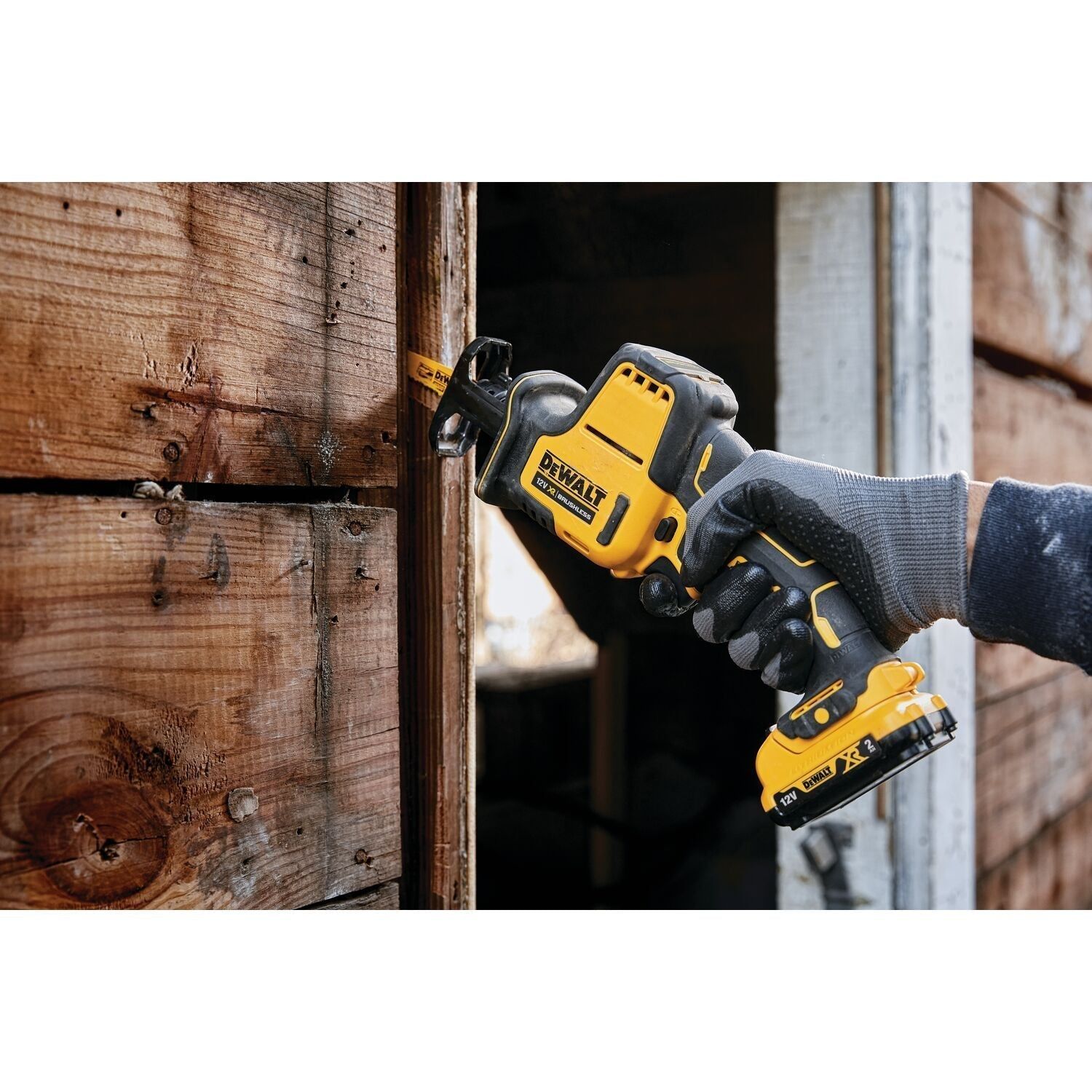 https://api.mastertools.nl/media/catalog/product/cache/4ac98b0d5e81b56bd000310ba88c60e0/d/e/dewalt-dcs312d2-compacte-accu-reciprozaag-12v-xr-2_0ah-in-tstak-5035048732694-mastertools_nl-5.jpg