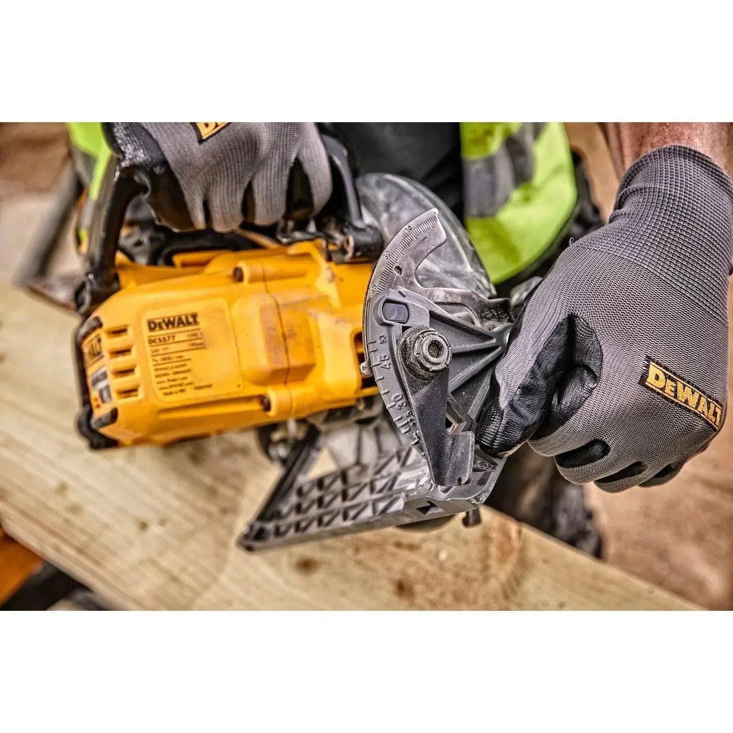 https://api.mastertools.nl/media/catalog/product/cache/4ac98b0d5e81b56bd000310ba88c60e0/d/e/dewalt-dcs577n-accu-cirkelzaag-flexvolt-54v-li-ion-basic-body-5035048694145-mastertools_nl-6.jpg