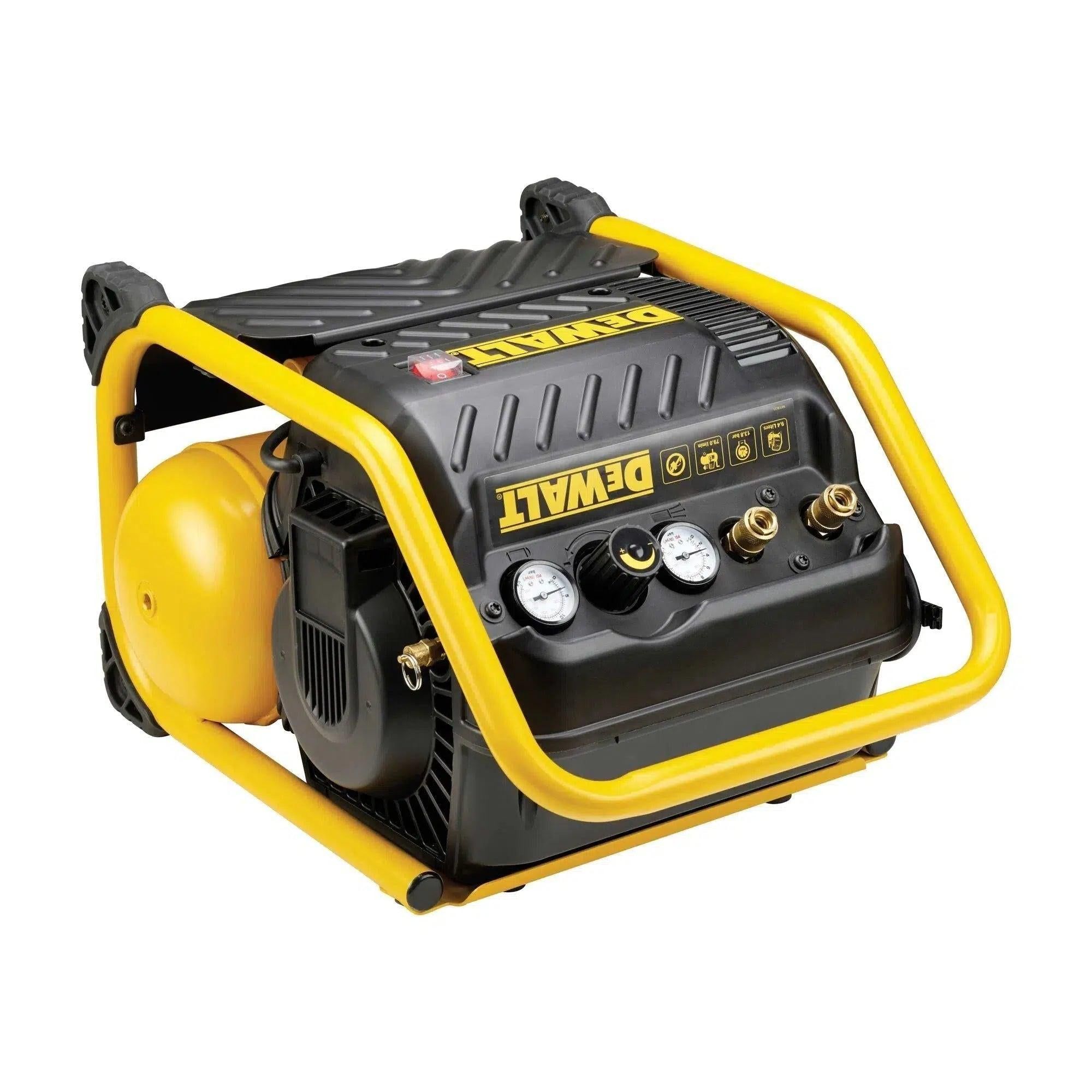 https://api.mastertools.nl/media/catalog/product/cache/4ac98b0d5e81b56bd000310ba88c60e0/d/e/dewalt-dpc10qtc-compressor-10l-5902013958406-mastertools_nl-3.jpg