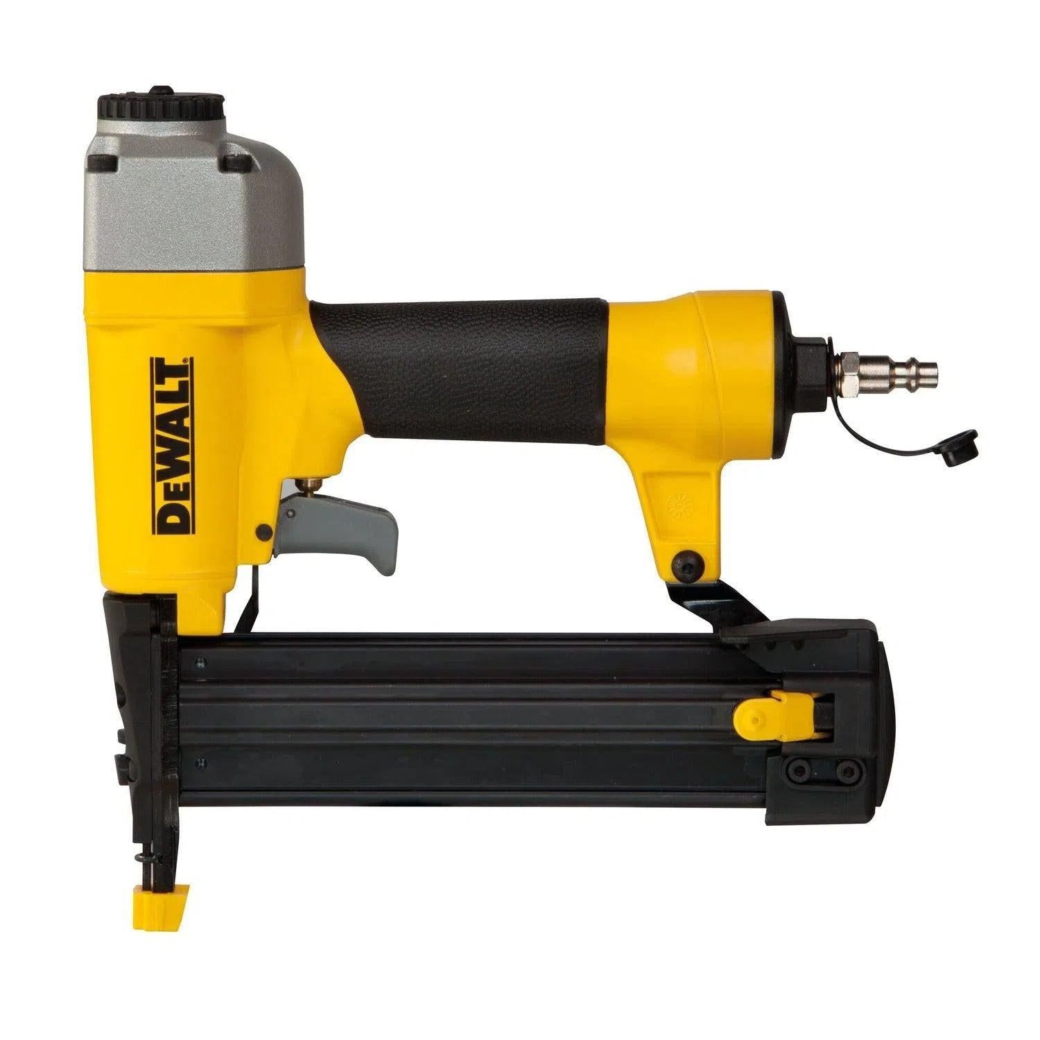 https://api.mastertools.nl/media/catalog/product/cache/4ac98b0d5e81b56bd000310ba88c60e0/d/e/dewalt-dpsb2in1-2in1-brad-en-nietmachine-5902013959069-mastertools_nl-2.jpg