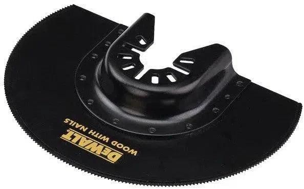 https://api.mastertools.nl/media/catalog/product/cache/4ac98b0d5e81b56bd000310ba88c60e0/d/e/dewalt-dt20710-segmentzaagblad-gebogen-102mm_-5035048099339-mastertools_nl.jpg
