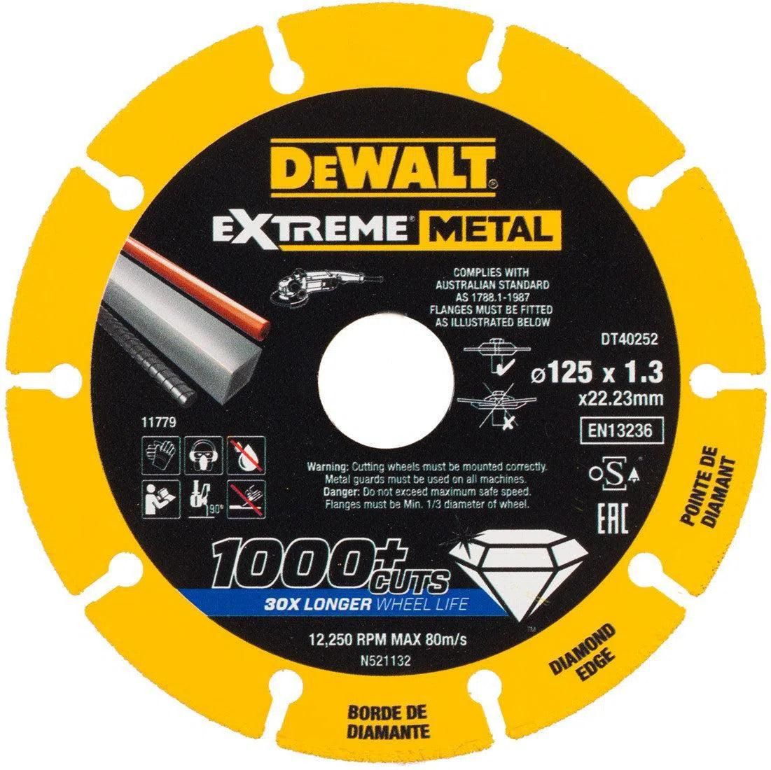 https://api.mastertools.nl/media/catalog/product/cache/4ac98b0d5e81b56bd000310ba88c60e0/d/e/dewalt-dt40252-extreme-metal-doorslijpschijf-125mm-5035048545300-mastertools_nl.jpg