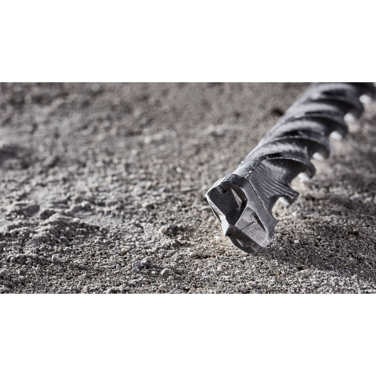 https://api.mastertools.nl/media/catalog/product/cache/4ac98b0d5e81b56bd000310ba88c60e0/d/e/dewalt-dt8965-boor-sds-xlr-4-snijder-8x160mm-ve10-5035048078259-mastertools_nl-7.jpg