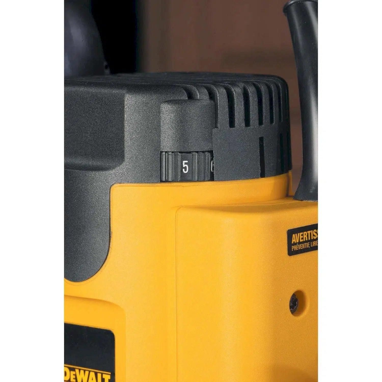 https://api.mastertools.nl/media/catalog/product/cache/4ac98b0d5e81b56bd000310ba88c60e0/d/e/dewalt-dw621kt-bovenfrees-in-tstak-5035048559741-mastertools_nl-10.jpg