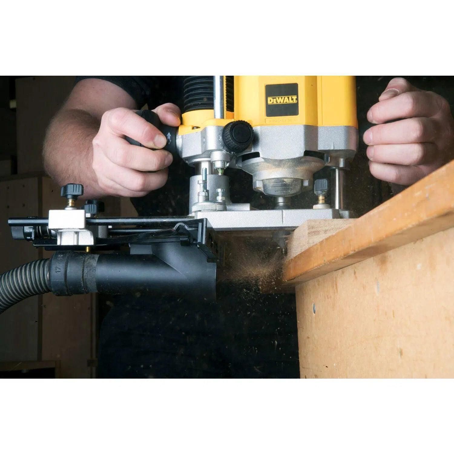 https://api.mastertools.nl/media/catalog/product/cache/4ac98b0d5e81b56bd000310ba88c60e0/d/e/dewalt-dw621kt-bovenfrees-in-tstak-5035048559741-mastertools_nl-11.jpg