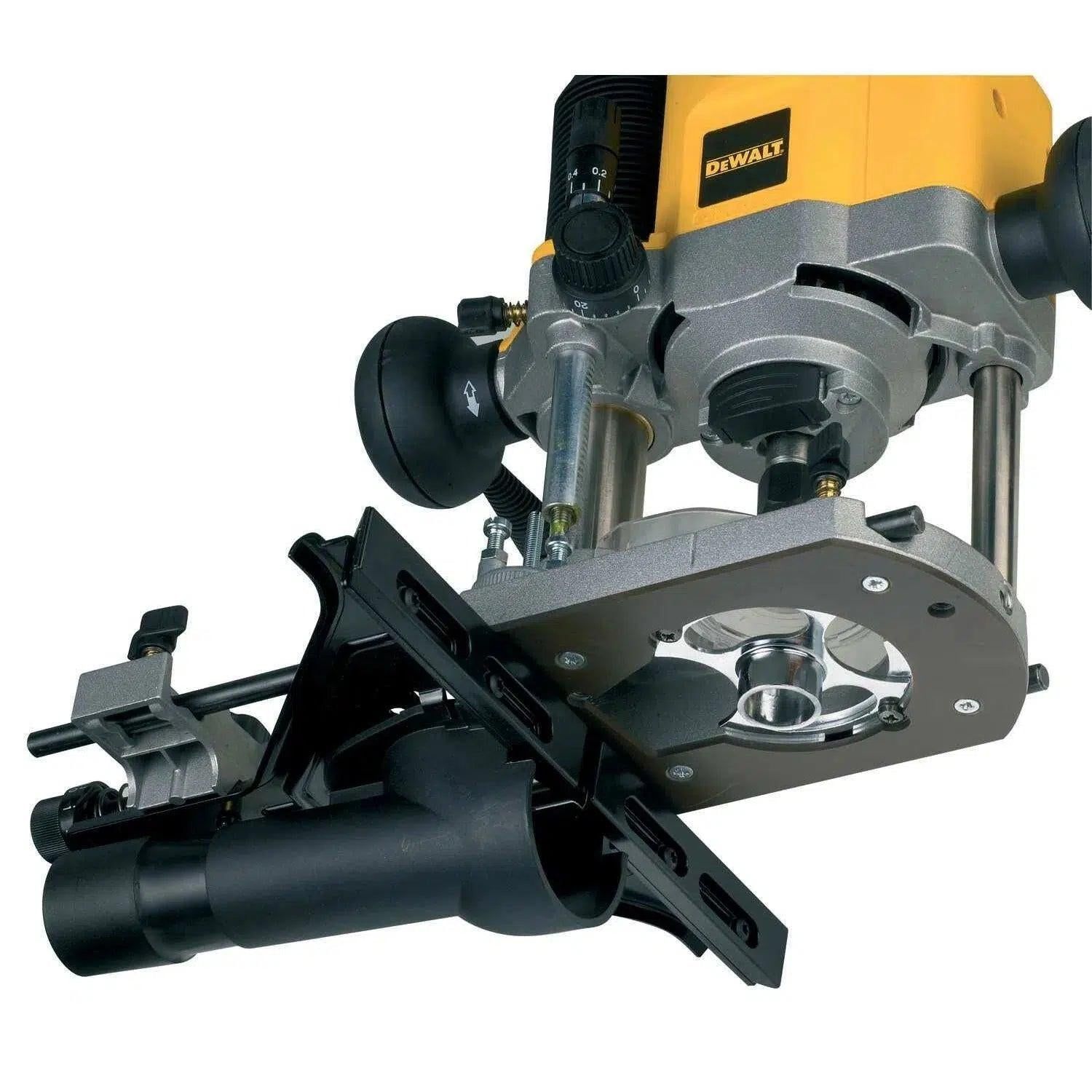 https://api.mastertools.nl/media/catalog/product/cache/4ac98b0d5e81b56bd000310ba88c60e0/d/e/dewalt-dw621kt-bovenfrees-in-tstak-5035048559741-mastertools_nl-6.jpg
