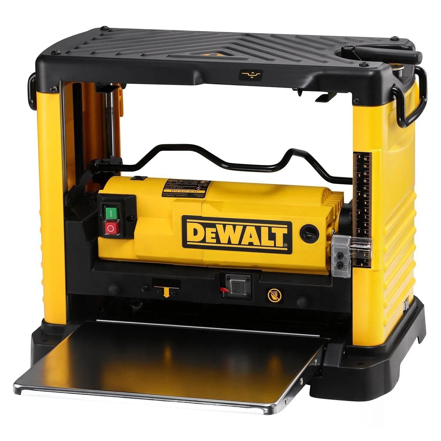 https://api.mastertools.nl/media/catalog/product/cache/4ac98b0d5e81b56bd000310ba88c60e0/d/e/dewalt-dw733-vandiktebank-5011402272112-mastertools_nl.jpg