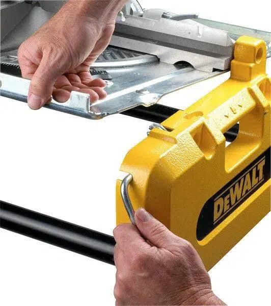 https://api.mastertools.nl/media/catalog/product/cache/4ac98b0d5e81b56bd000310ba88c60e0/d/e/dewalt-dw743n-tafelzaag-afkortzaag-verstekzaag-5035048161951-mastertools_nl-10.jpg
