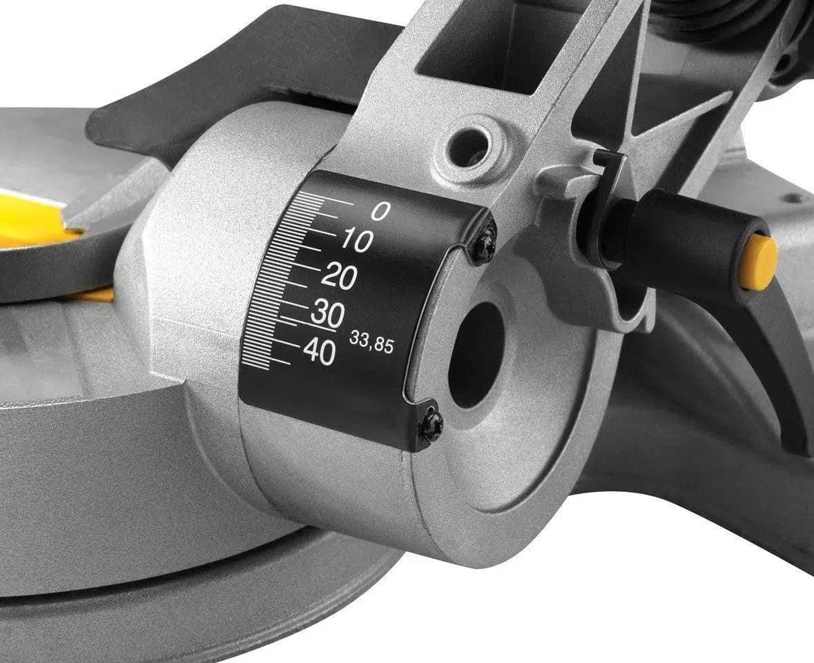 https://api.mastertools.nl/media/catalog/product/cache/4ac98b0d5e81b56bd000310ba88c60e0/d/e/dewalt-dws778-afkortzaag-met-xps-5035048399606-mastertools_nl-3.jpg