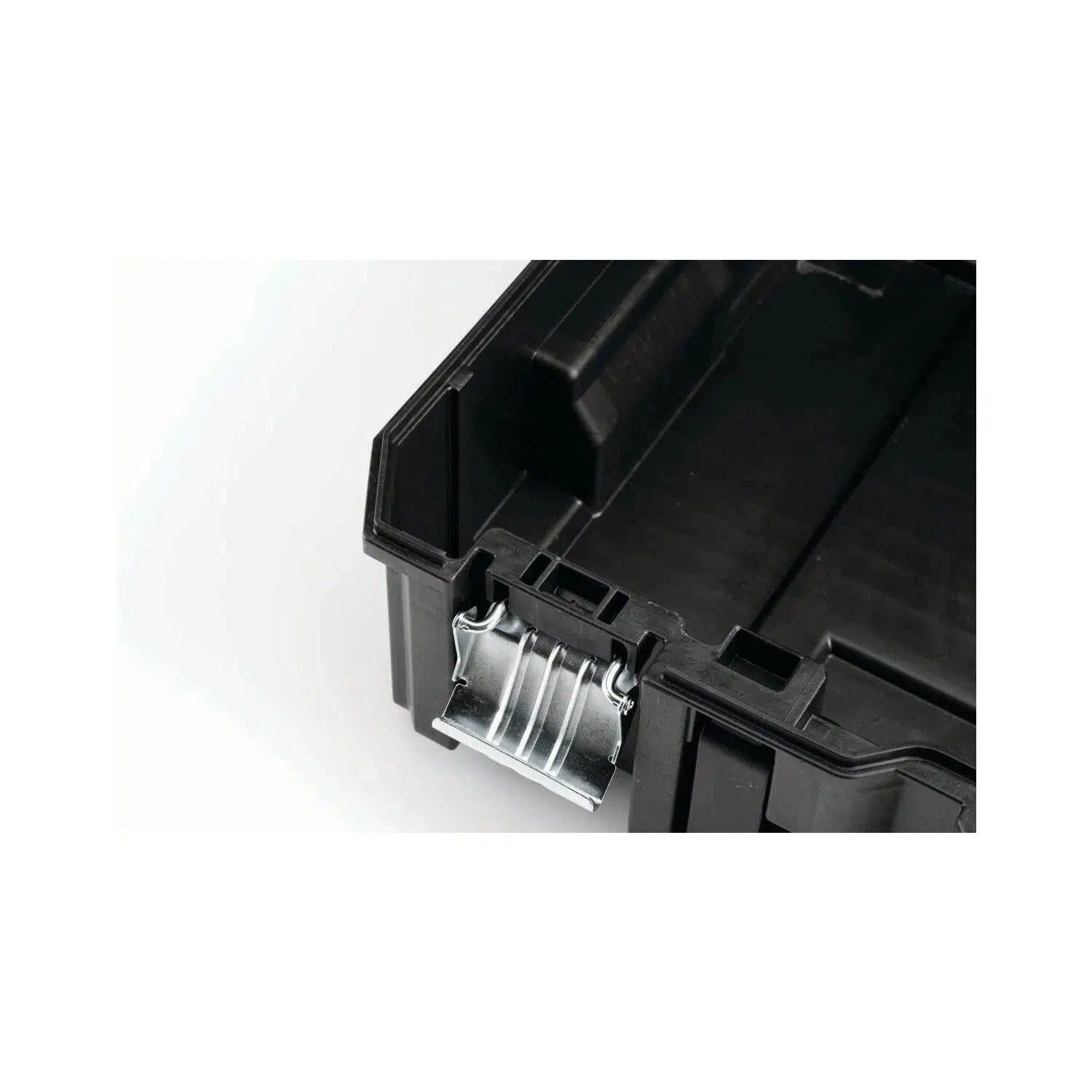 https://api.mastertools.nl/media/catalog/product/cache/4ac98b0d5e81b56bd000310ba88c60e0/d/e/dewalt-dwst1-70703-dewalt-tstak-box-ii-top-unit-met-korte-hendel-3253561707032-mastertools_nl-3.jpg