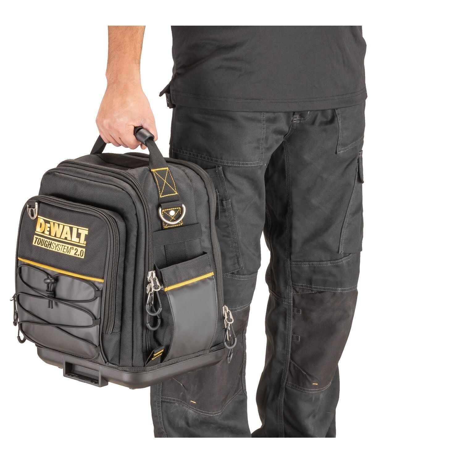 https://api.mastertools.nl/media/catalog/product/cache/4ac98b0d5e81b56bd000310ba88c60e0/d/e/dewalt-dwst83524-1-toughsystem-2_0-12-gereedschapstas-11-3253561835247-mastertools_nl-8.jpg